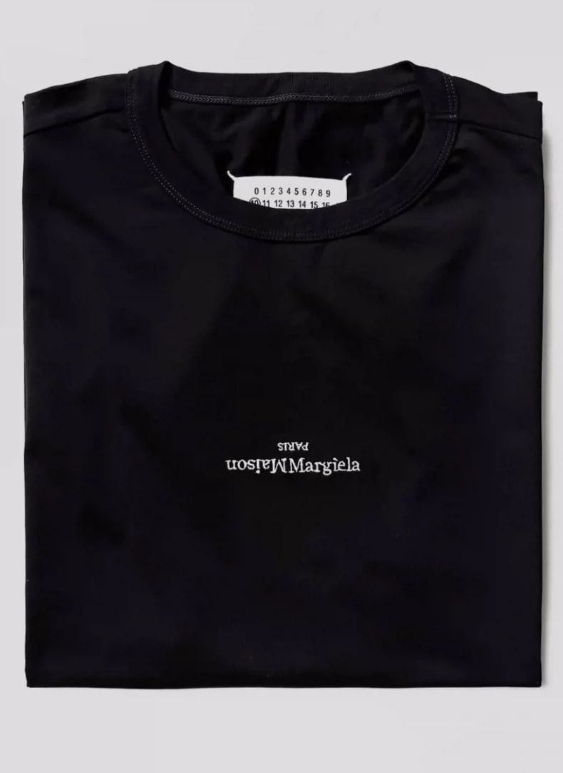 Maison Margiela Maison Margiela Reverse LOGO short sleeves Size US S / EU 44-46 / 1 - 5 Thumbnail