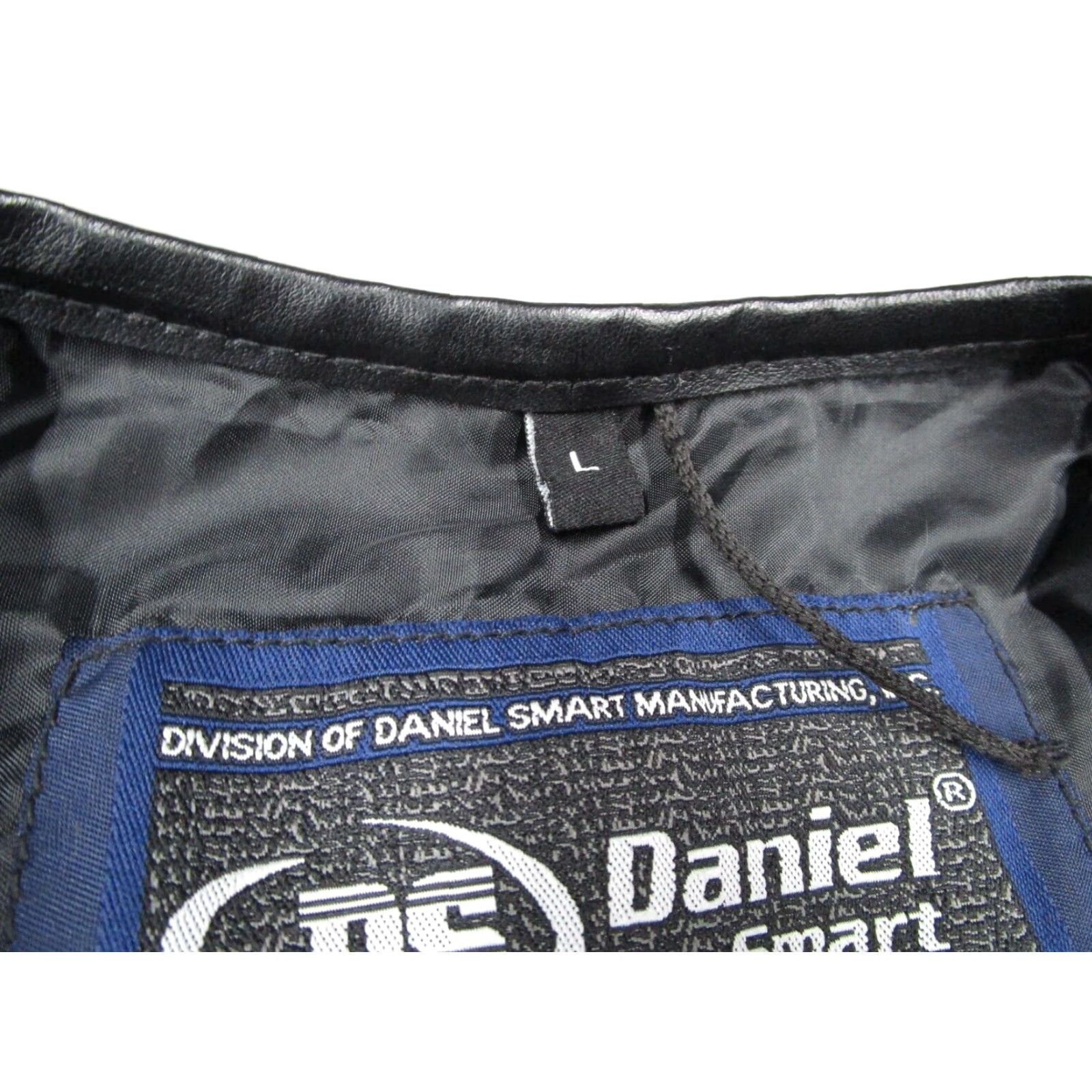 Vintage DANIEL SMART Vest Mens Large Black Full Zip Snap Front Motorcycle Shirt Size US L / EU 52-54 / 3 - 3 Thumbnail