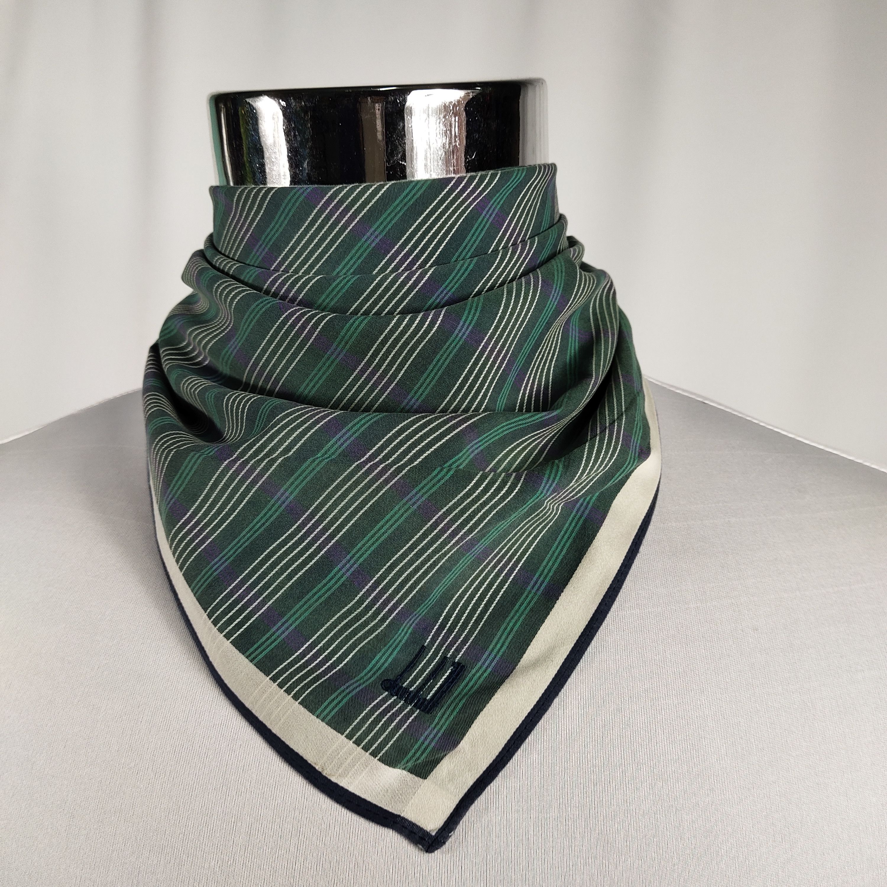 Alfred Dunhill × Vintage Alfred Dunhill Handkerchief / Neckerchief / Bandana FZ300 Size ONE SIZE - 1 Thumbnail