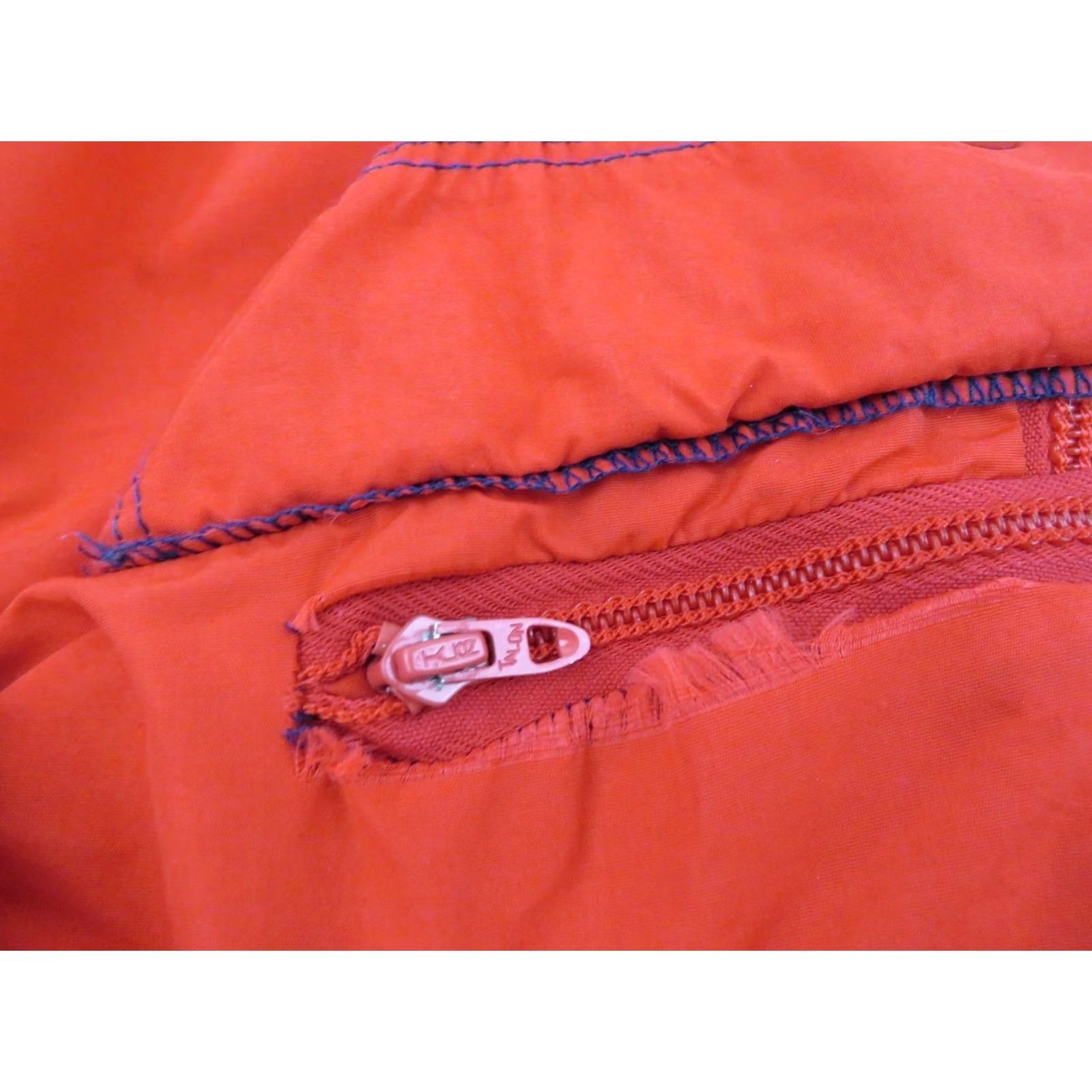 Vintage VINTAGE American Vintage Anorak Jacket Mens M Red 90s 80s Windbreaker Zip Pockets Weathergear Casual Retro Jacket Mens M Red 80s 90s Size US M / EU 48-50 / 2 - 5 Thumbnail