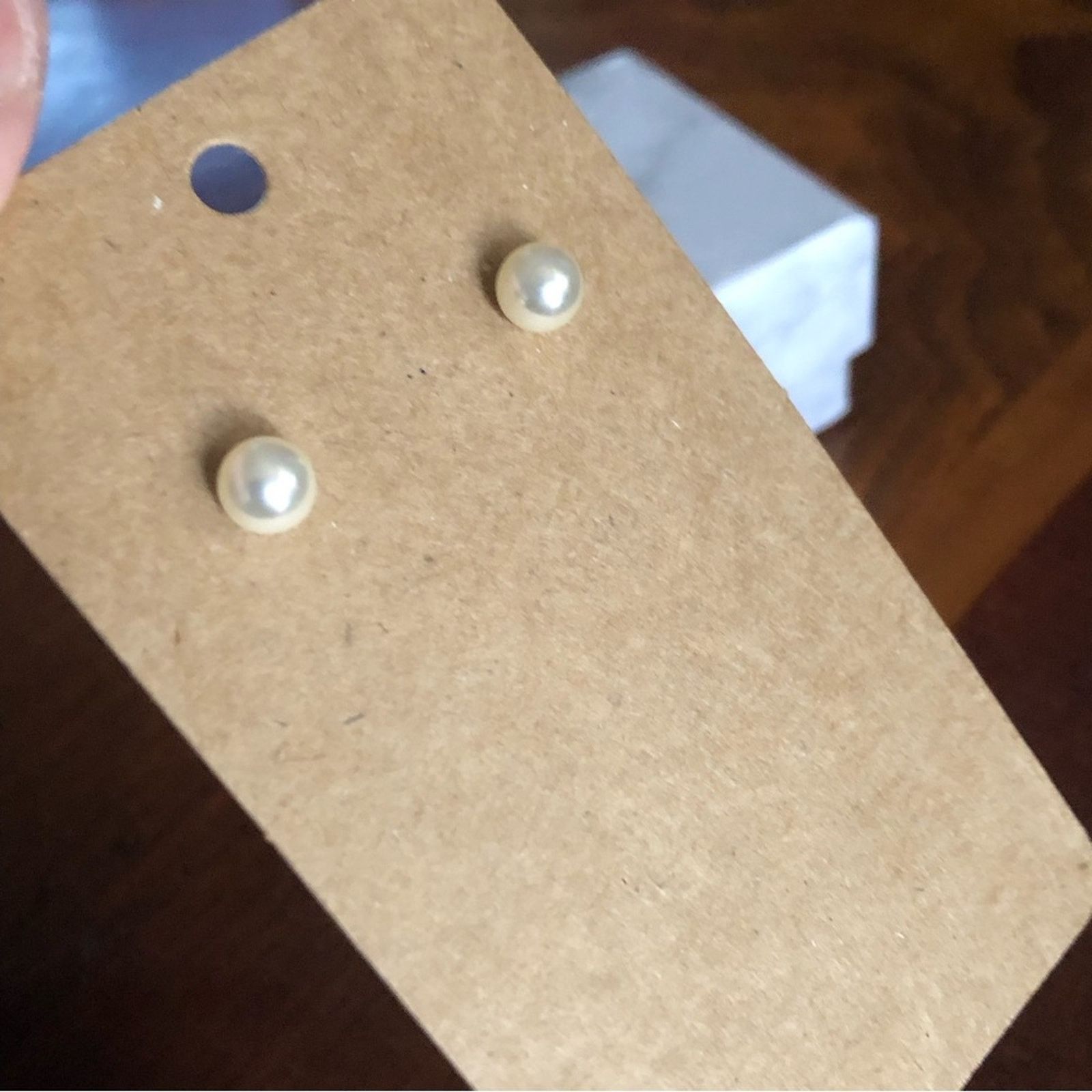 Jewelry Elegant 6mm classic white glass pearl post earrings Size ONE SIZE - 1 Thumbnail