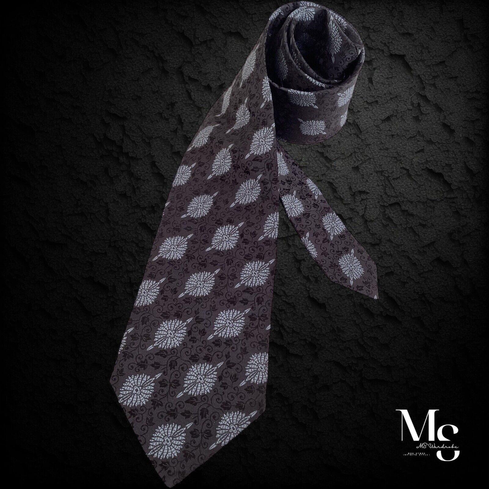 Emanuel Ungaro EMANUEL UNGARO Black Geometric Silk Tie Made In Italy W: 3.5 Size ONE SIZE - 1 Thumbnail
