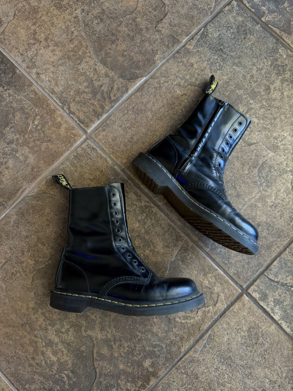 Dr. Martens × Vetements Vetements X Dr. Martens “Border Line” Boots Size US 7.5 / EU 40-41 - 1 Thumbnail