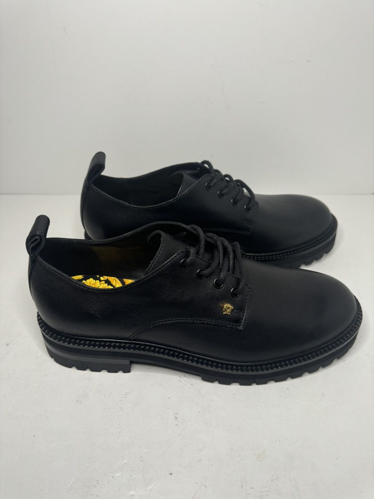Versace Versace Medusa Logo Men's Lace Up Shoes Size US 9 / EU 42 - 6 Thumbnail