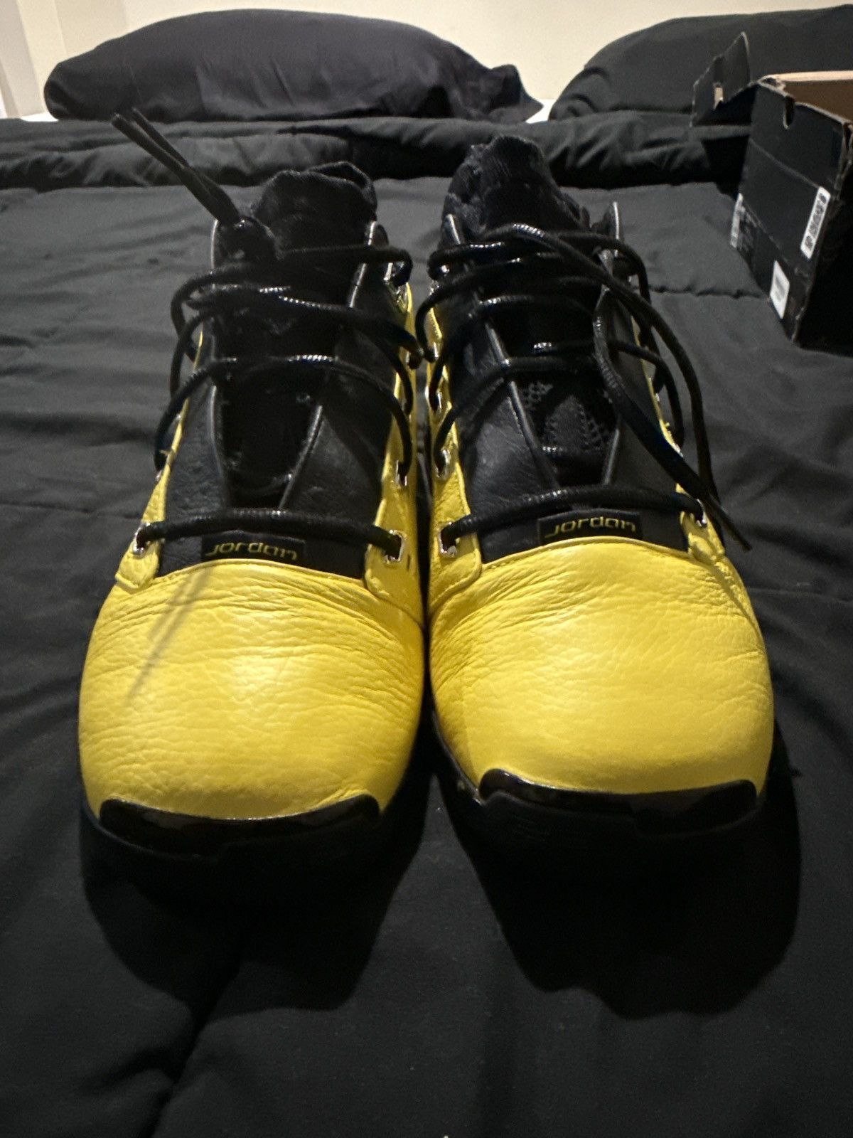 Nike SoleFly x Air Jordan 17 Retro Reverse Lightning Size US 11.5 / EU 44-45 - 3 Thumbnail