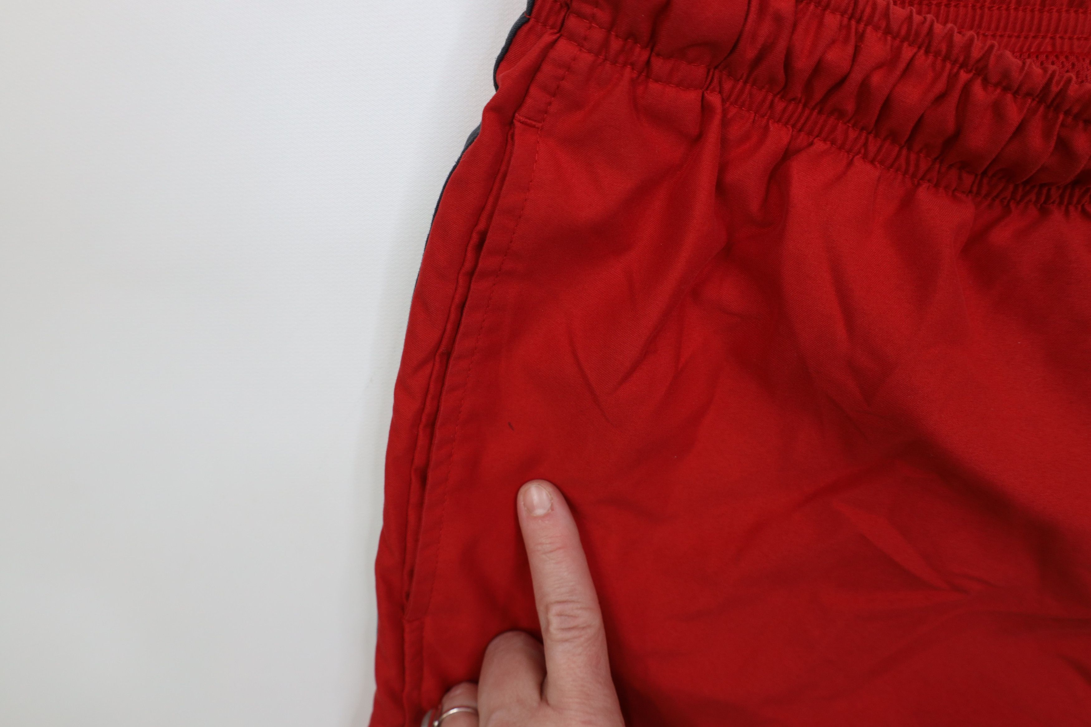 Nike Vintage Y2K Nike Scott Mini Swoosh Lined Cargo Shorts Trunks Size US 34 / EU 50 - 8 Thumbnail