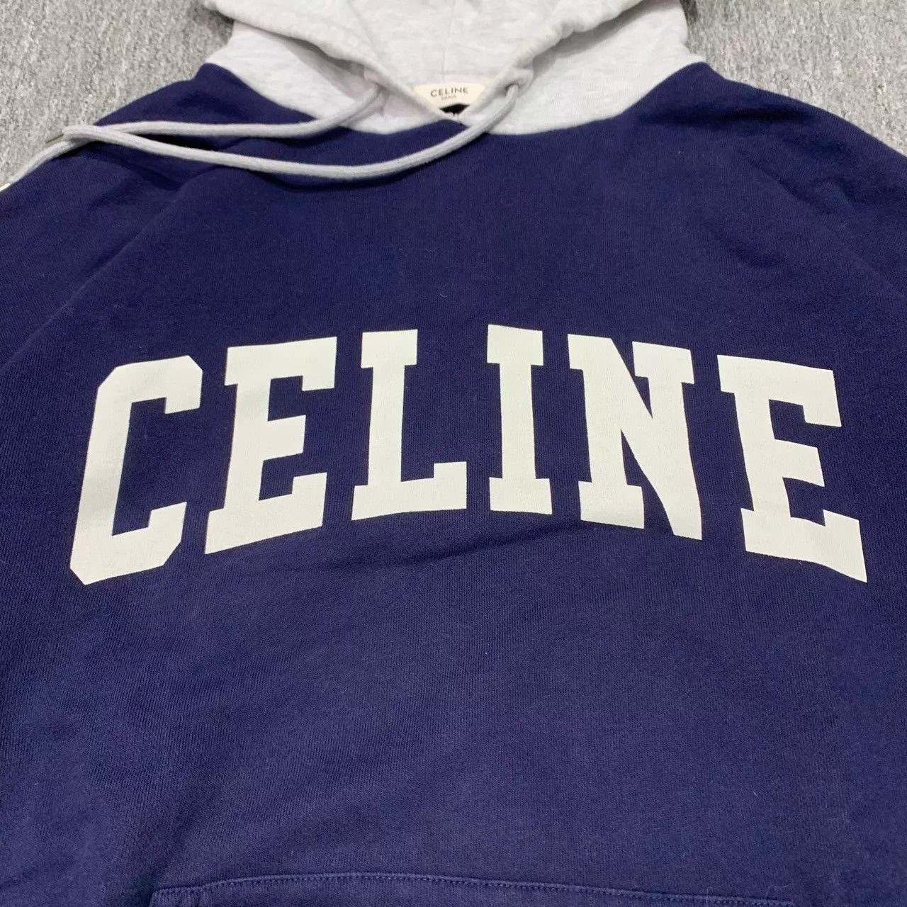 Celine Celine two - tone hoodie sweatshirt XS 95 new JZ1438 Size US XS / EU 42 / 0 - 8 Thumbnail