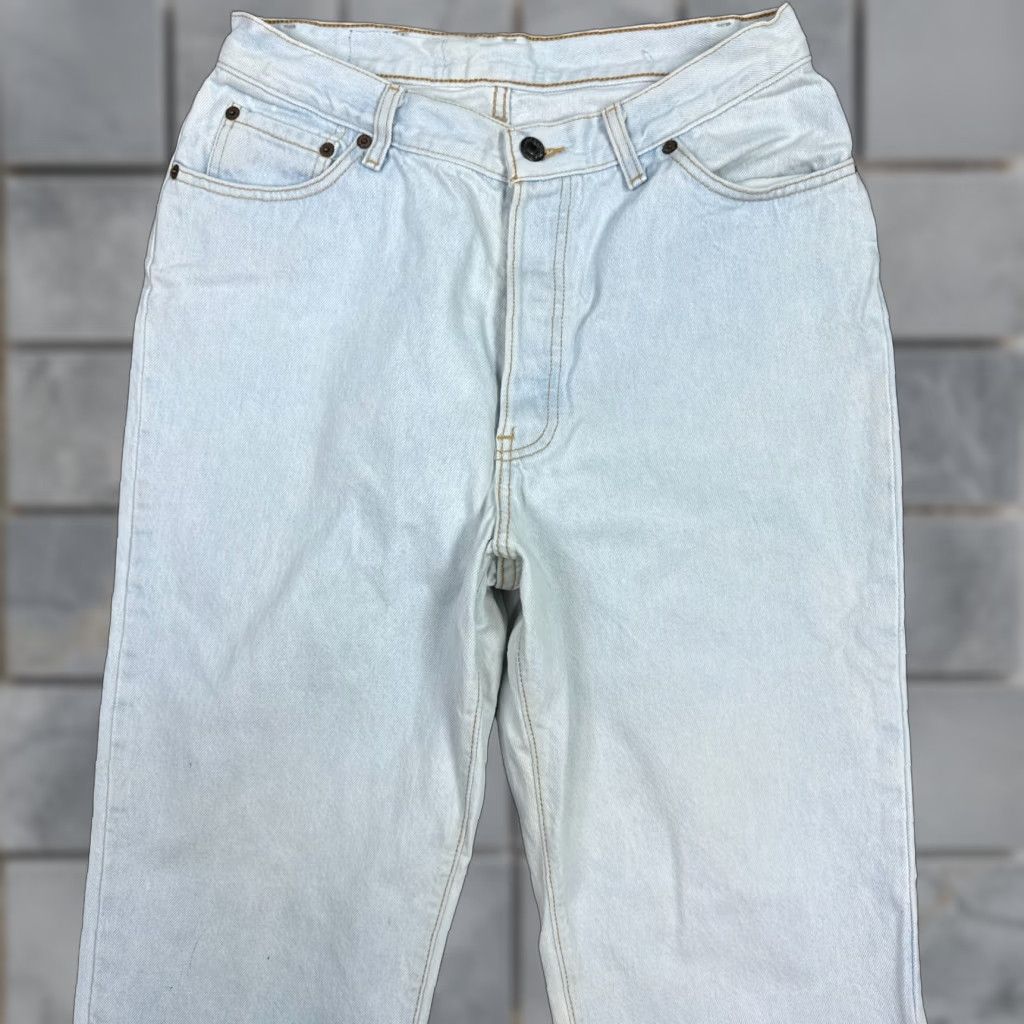 Levi's VINTAGE Levi's 501 Jeans Womens 90s Blue Button Fly 30x30 Distressed Jeans Women's 501 Series Size 30" / US 8 / IT 44 - 1 Thumbnail