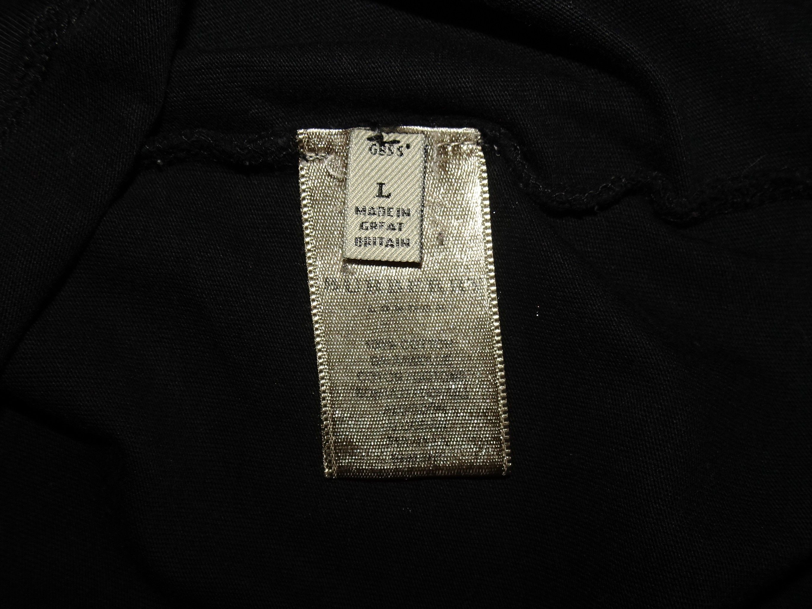 Burberry BURBERRY OF LONDON RAINBOW SPELLOUT T-SHIRT Size US L / EU 52-54 / 3 - 3 Thumbnail