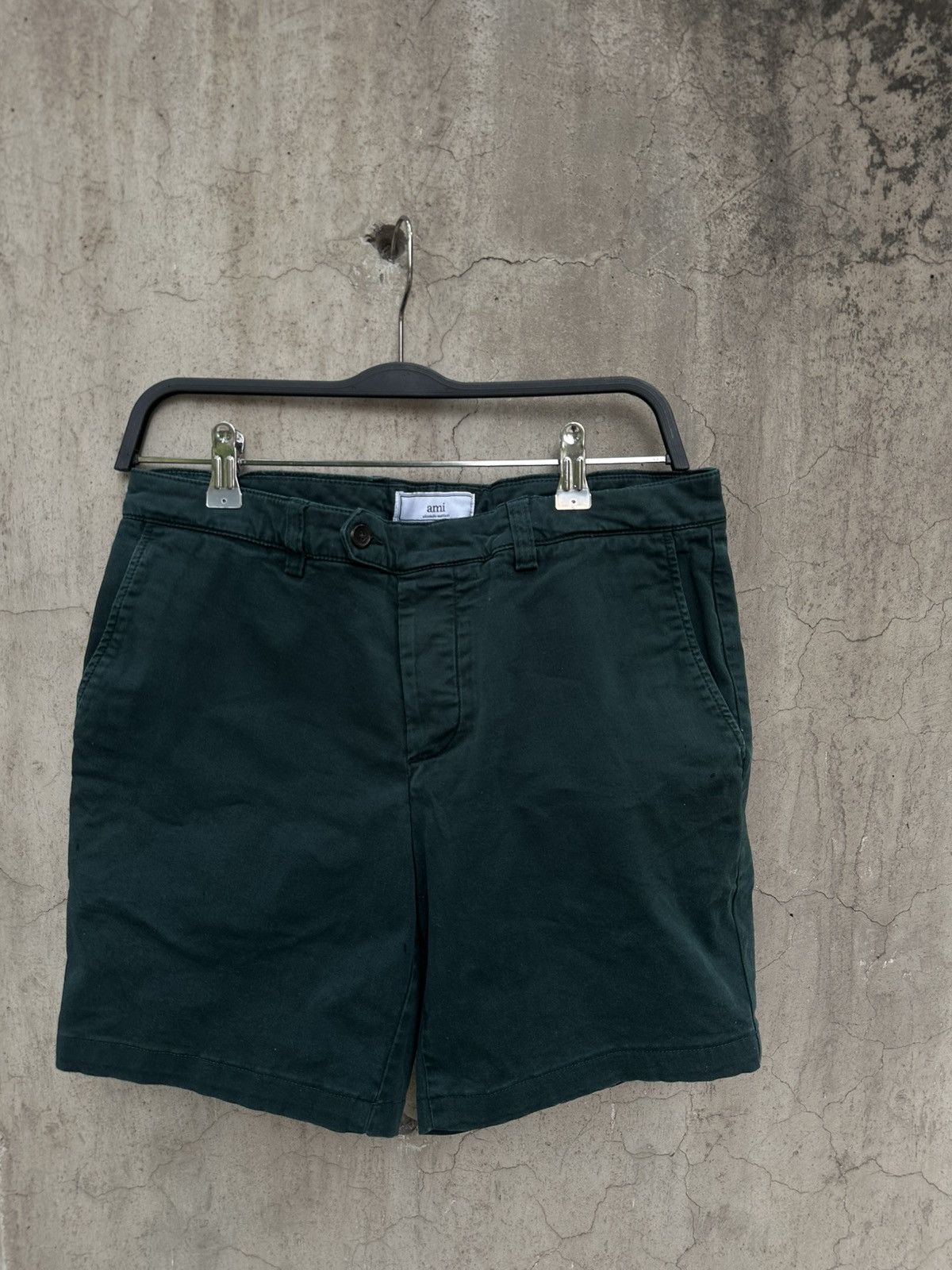 AMI Short Ami Paris Size US 31 - 1 Thumbnail