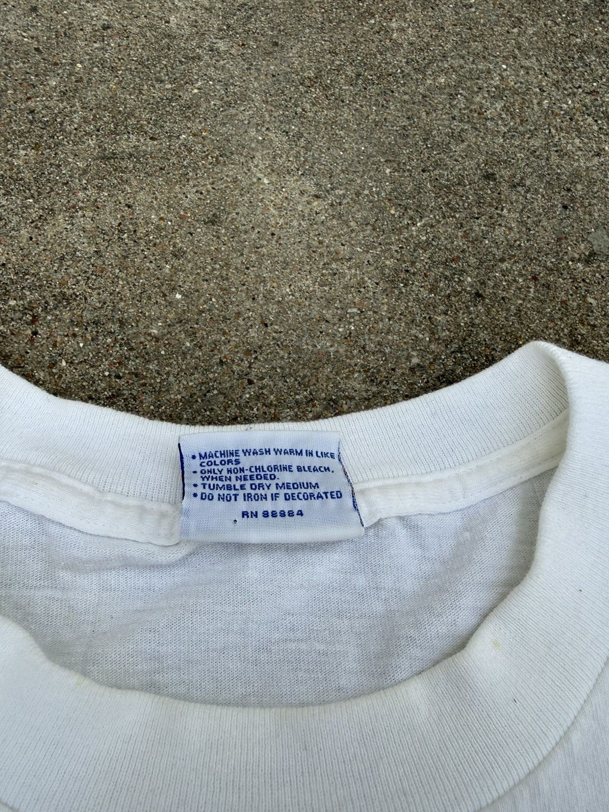 Vintage Vintage 90s Stop Me Before I Volunteer Again Tee All Sport Size US L / EU 52-54 / 3 - 3 Thumbnail
