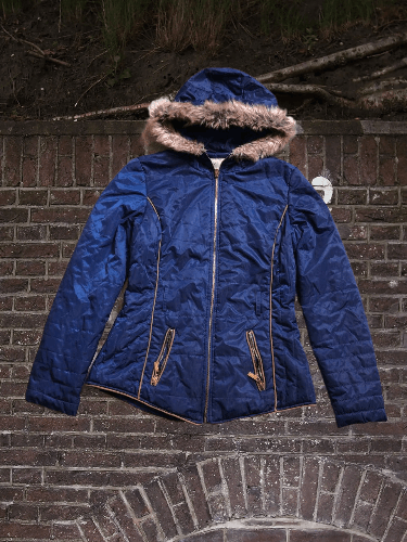 Guess Guess Zip Fasten Padded Fur Hooded Jacket Size M / US 6-8 / IT 42-44 - 1 Thumbnail