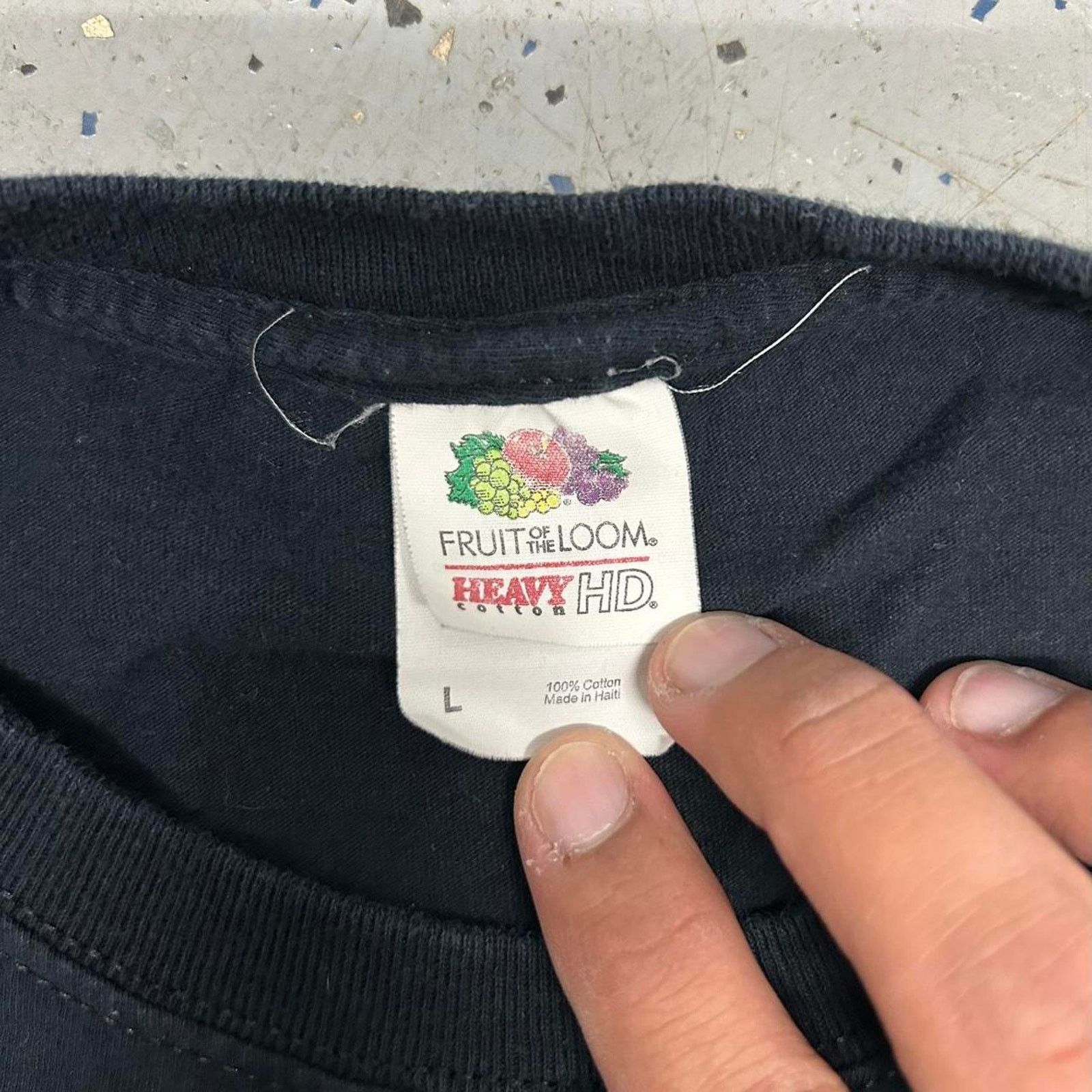 Fruit Of The Loom Y2K Black and multi-coloured wolf graphic tee Size US L / EU 52-54 / 3 - 3 Thumbnail
