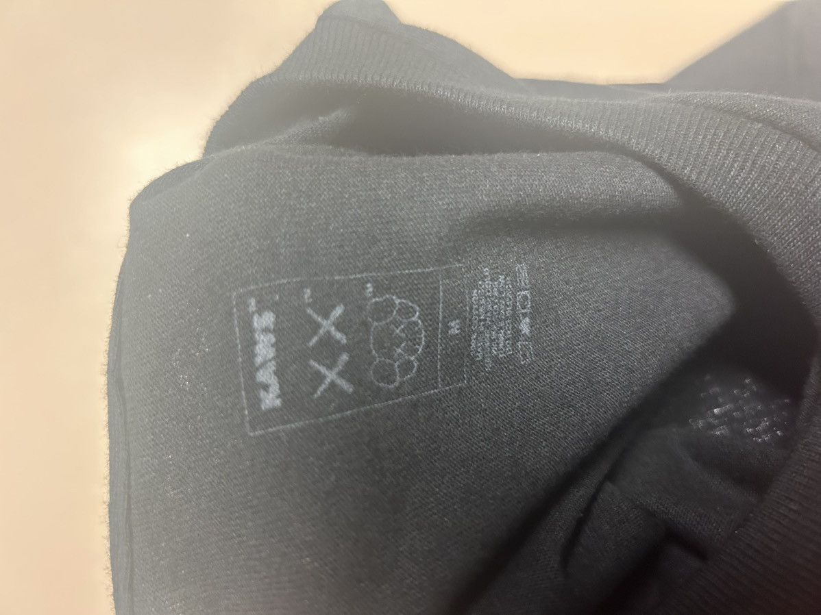 Kaws KAWS SKELETON NEW FICTION T-shirt Size US M / EU 48-50 / 2 - 3 Thumbnail
