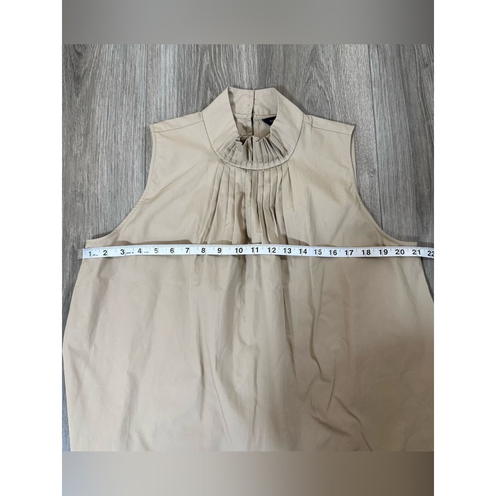 Banana Republic Banana Republic Factory Beige Cotton Pleated Top Size S NWT Size S / US 4 / IT 40 - 10 Thumbnail