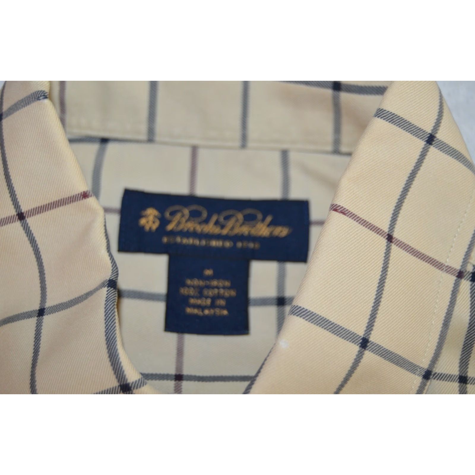Brooks Brothers Brooks Brothers Men's L/S Shirt M Beige Plaid Cotton Non-Iron Button-Up Size US M / EU 48-50 / 2 - 3 Thumbnail