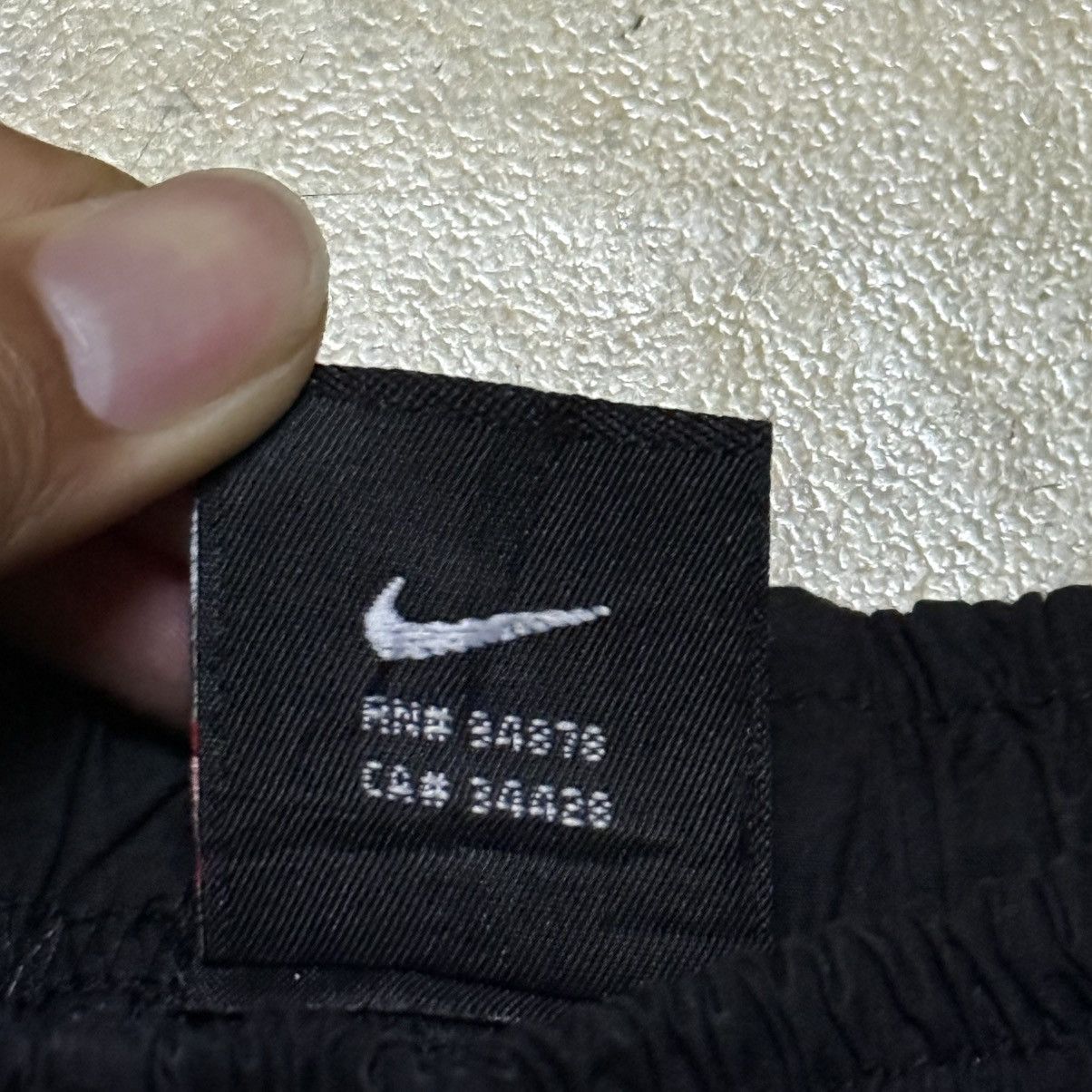 Nike Vintage Nike Short Pants Size US 26 / EU 42 - 4 Thumbnail