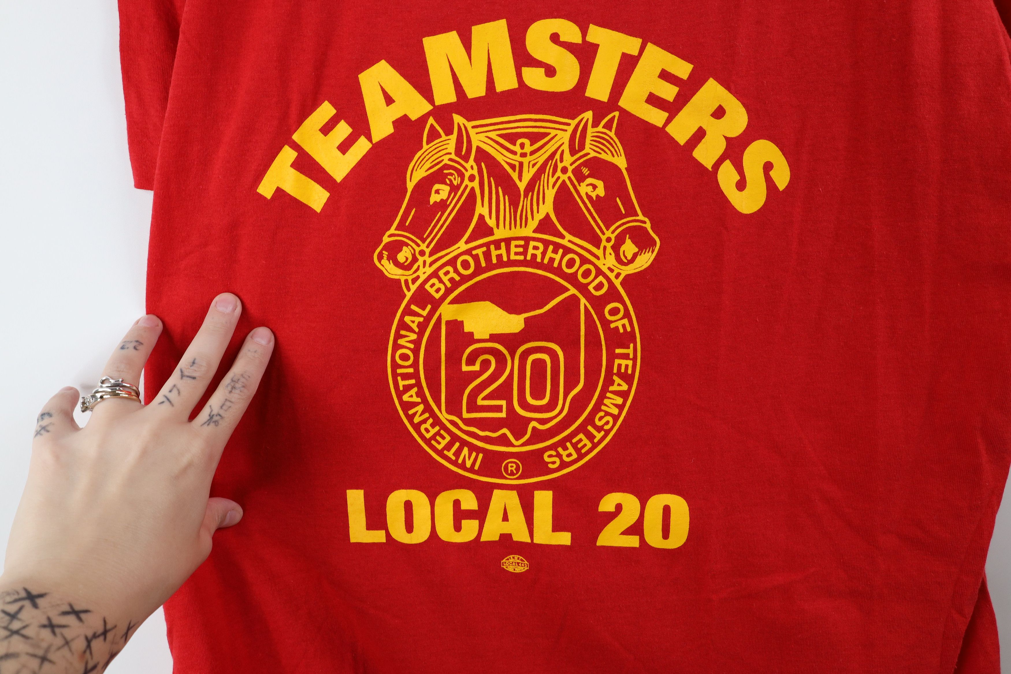 Vintage Vintage 80s Spell Out Teamsters Local 20 T-Shirt Red USA Size US XL / EU 56 / 4 - 4 Thumbnail