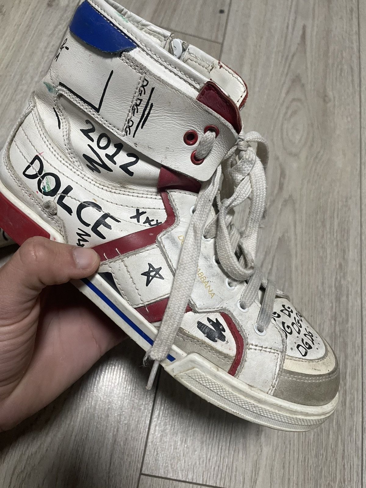 Dolce & Gabbana Dolce & Gabbana Graffiti Print High Top Sneakers Size 36 Size US 5 / EU 37 - 9 Thumbnail