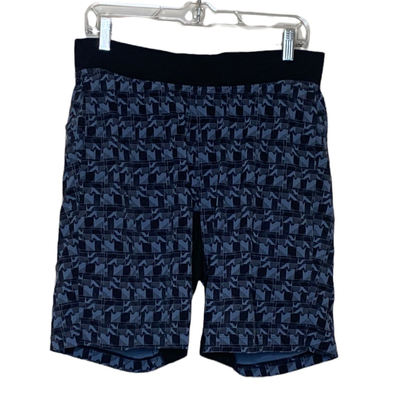 Lululemon Lululemon geometric print training pull on shorts size M Size US 36 / EU 52 - 1 Thumbnail