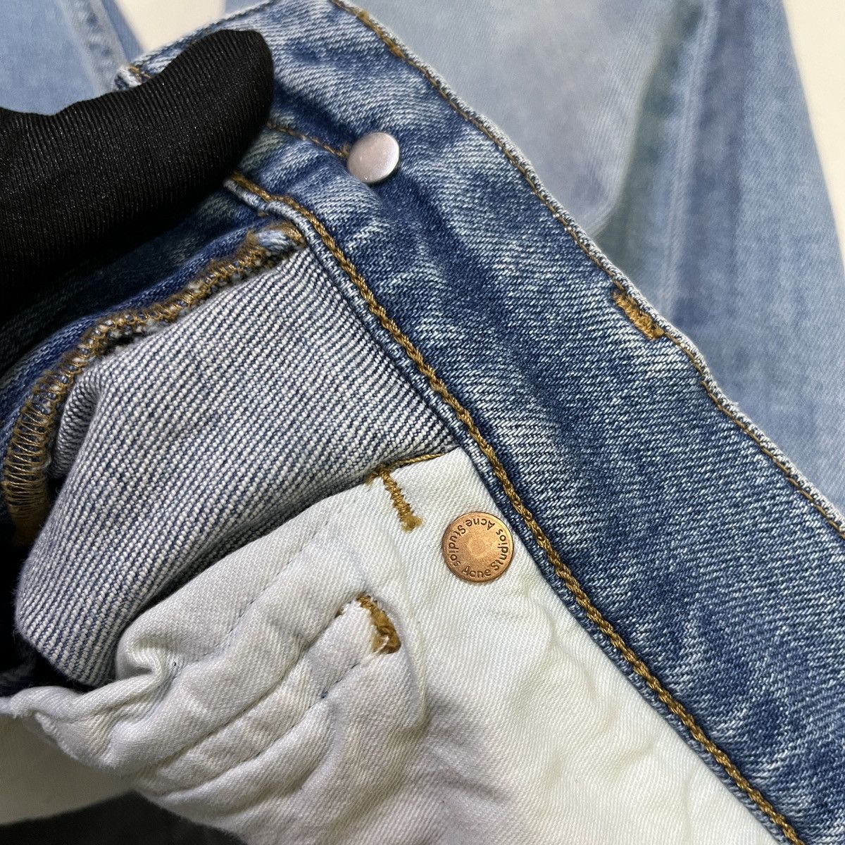 Acne Studios Acne Studios Lita Clean Flare Jeans Size 27" / US 4 / IT 40 - 6 Thumbnail