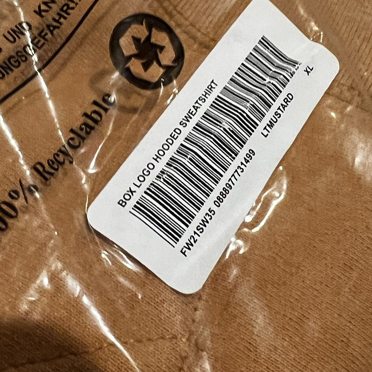 Supreme Supreme Mustard Box logo hoodie xl 2021 Size US XL / EU 56 / 4 - 13 Thumbnail