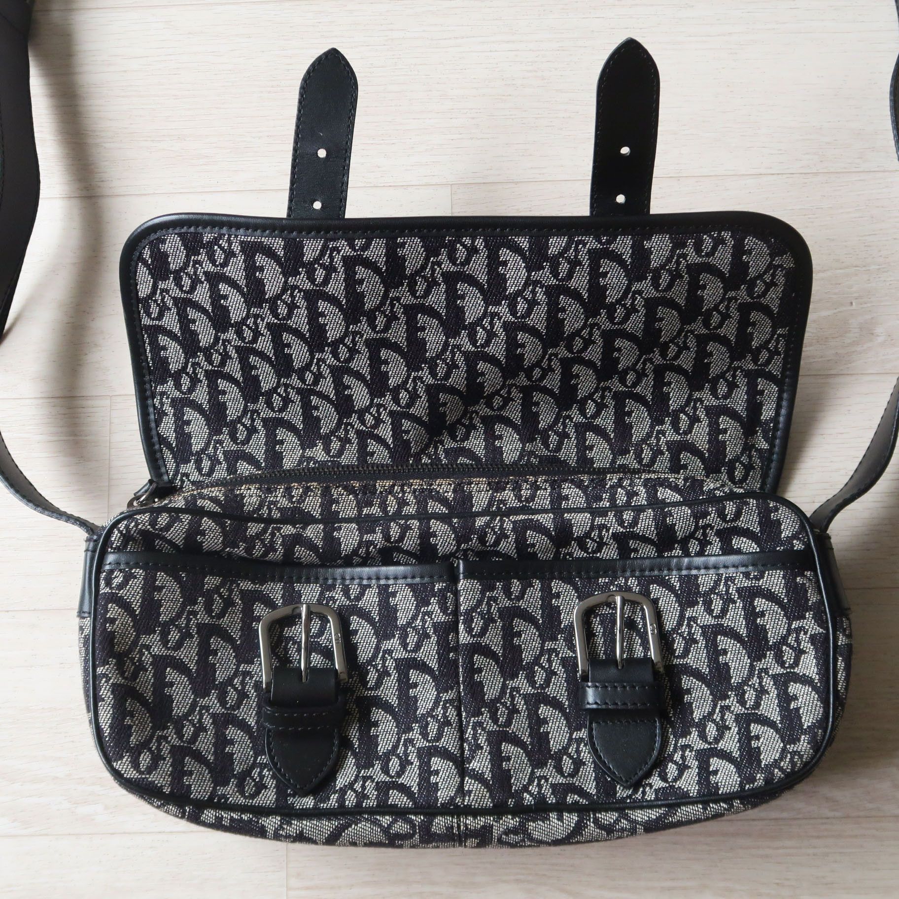 Dior Christian Dior Oblique Cross Body Bag Size ONE SIZE - 7 Thumbnail