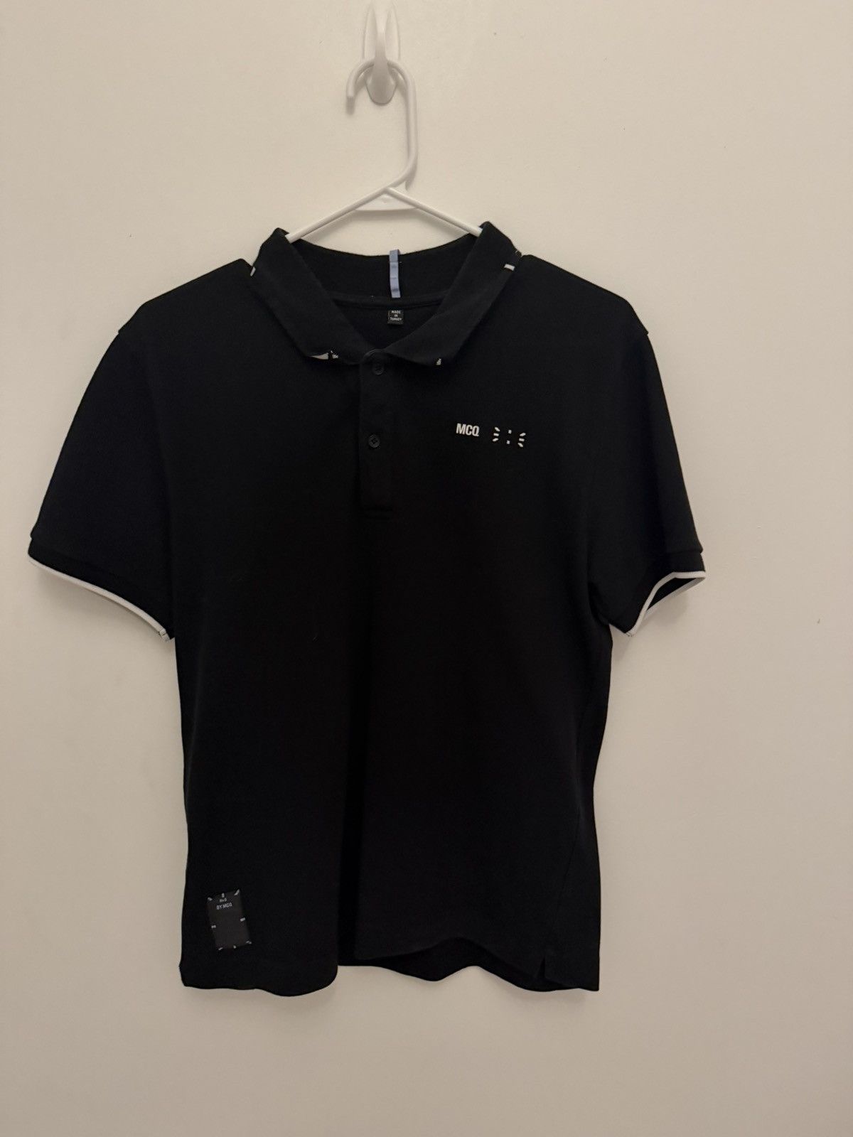 MCQ MCQ Icon 0 Polo Size US S / EU 44-46 / 1 - 1 Thumbnail