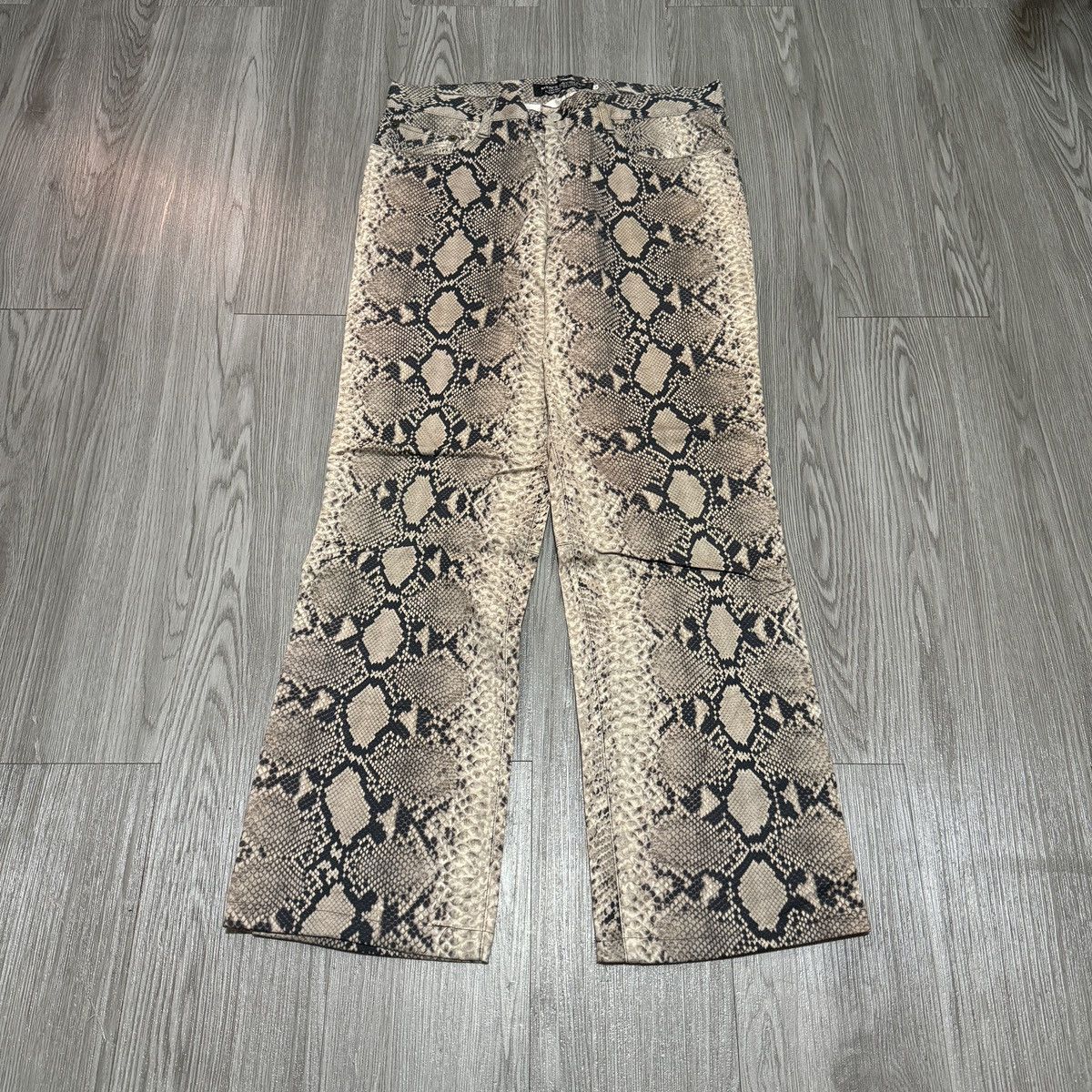 Japanese Brand Japanese Brand Men's batsu Snake Print Long Pants Size US 30 / EU 46 - 1 Thumbnail