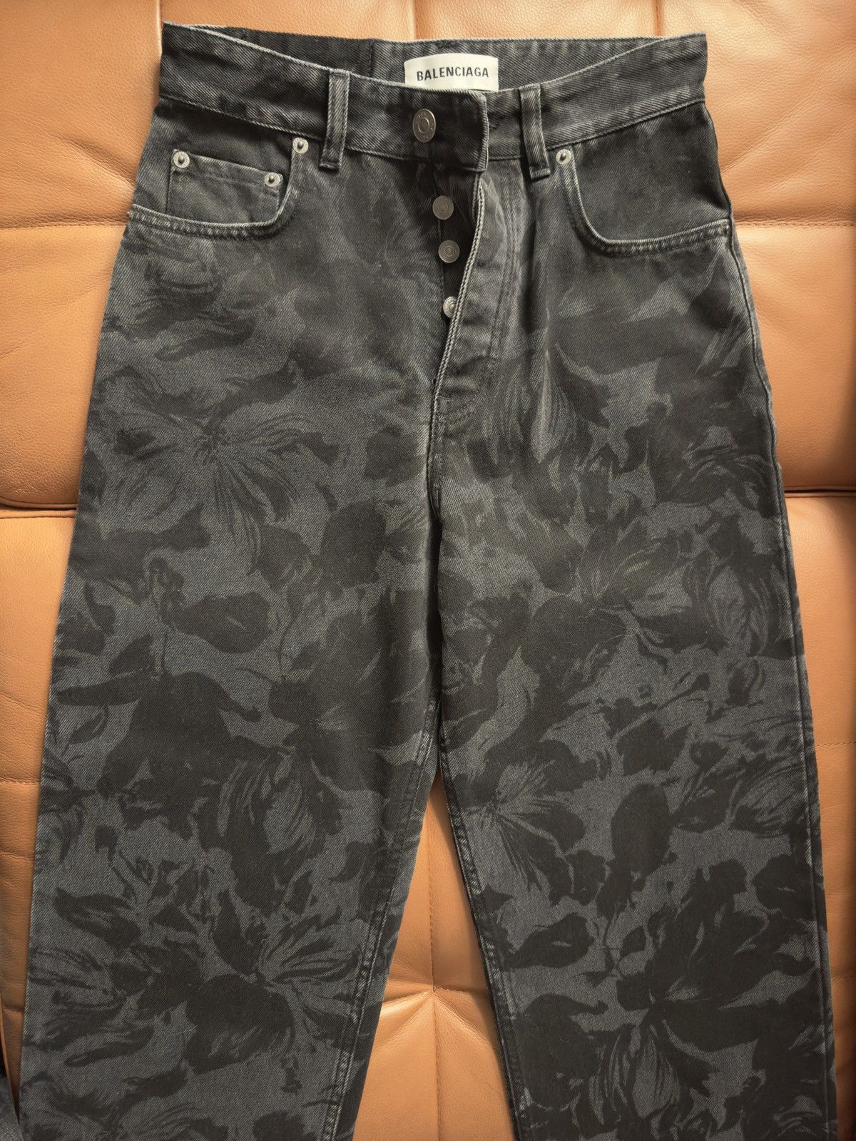 Balenciaga Floral Balenciaga Jeans Size US 26 / EU 42 - 2 Thumbnail