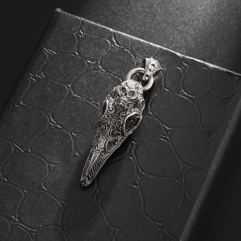 Vintage Crow Skull Hell Ghost Head Demon Pendant Necklace Size ONE SIZE - 4 Thumbnail