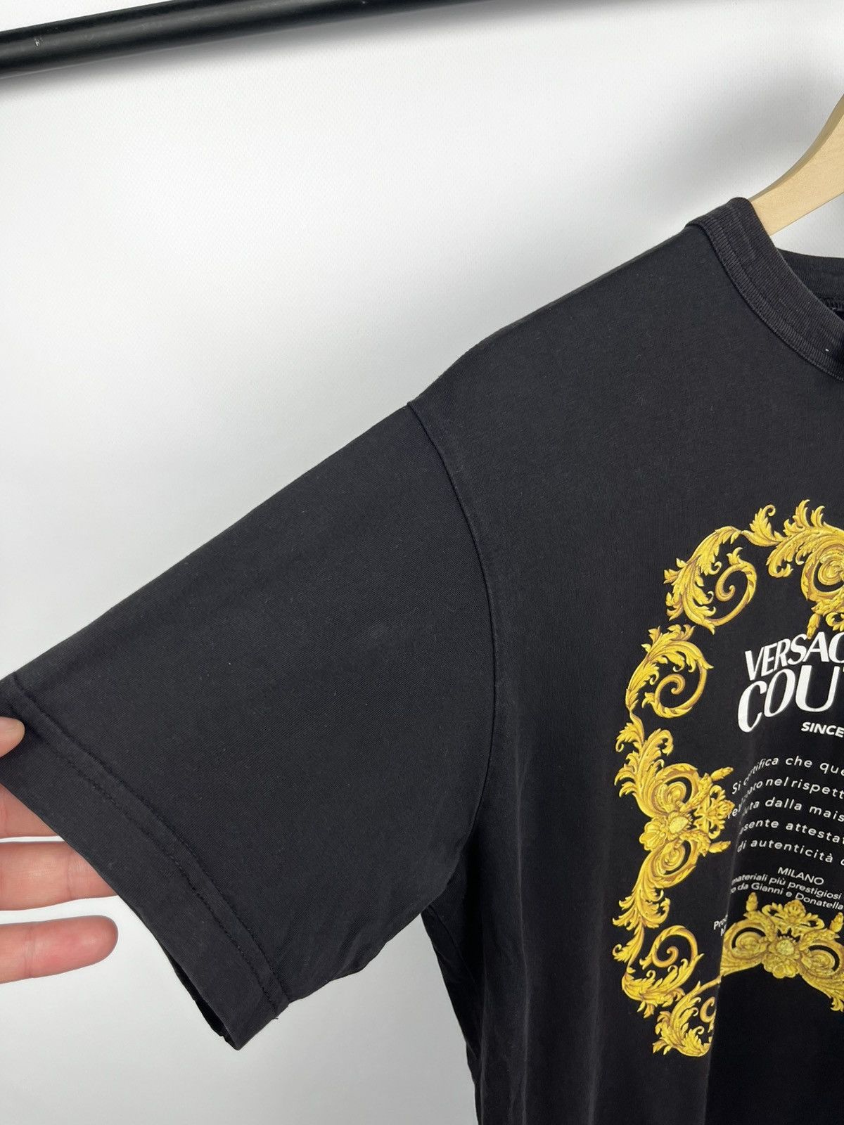 Versace Versace Jeans Couture T-Shirt Size M Black Big Logo Size US L / EU 52-54 / 3 - 6 Thumbnail