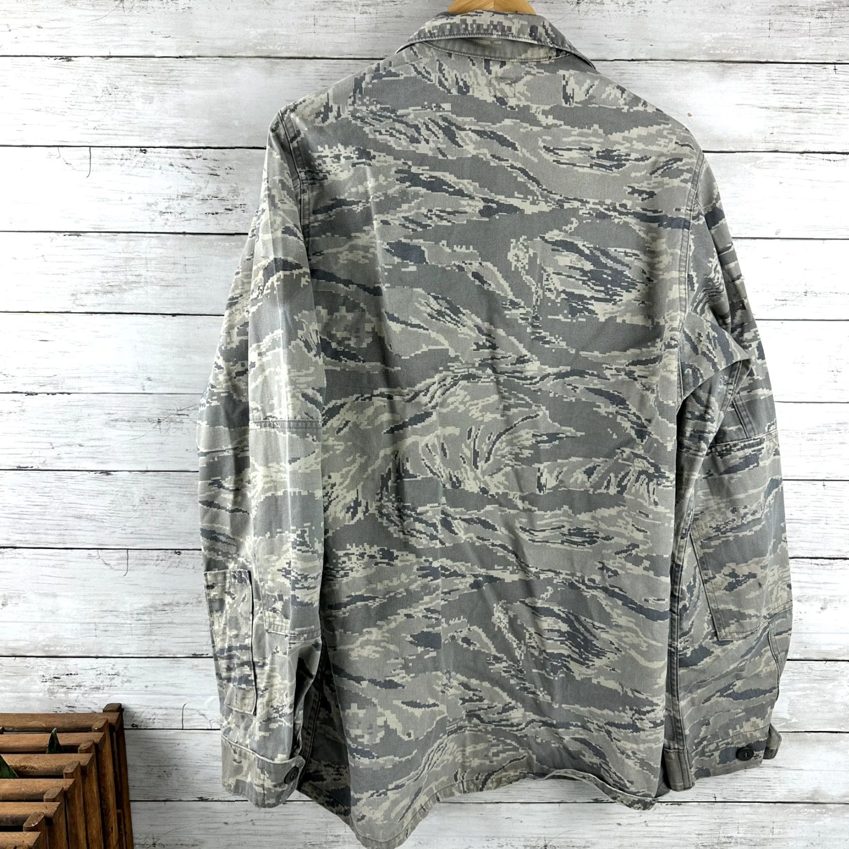 Vintage Vintage U.S. Military Air Force Camo Utility Jacket Men’s 40XL Camouflage Cotton Blend All Seasons Size US XXL / EU 58 / 5 - 6 Thumbnail