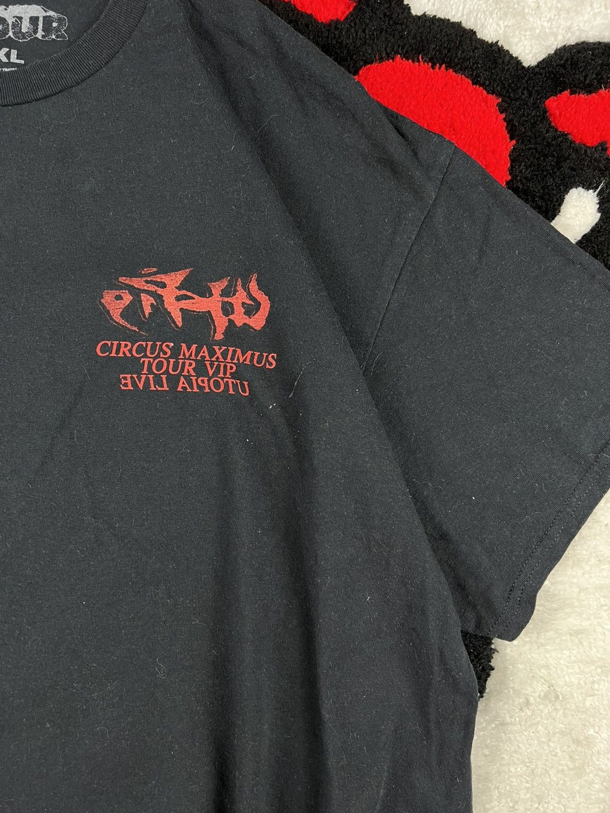Travis Scott Circus Maximus Travis Scott Europe VIP Tour 24 Band Y2K Tee Size US XL / EU 56 / 4 - 7 Thumbnail