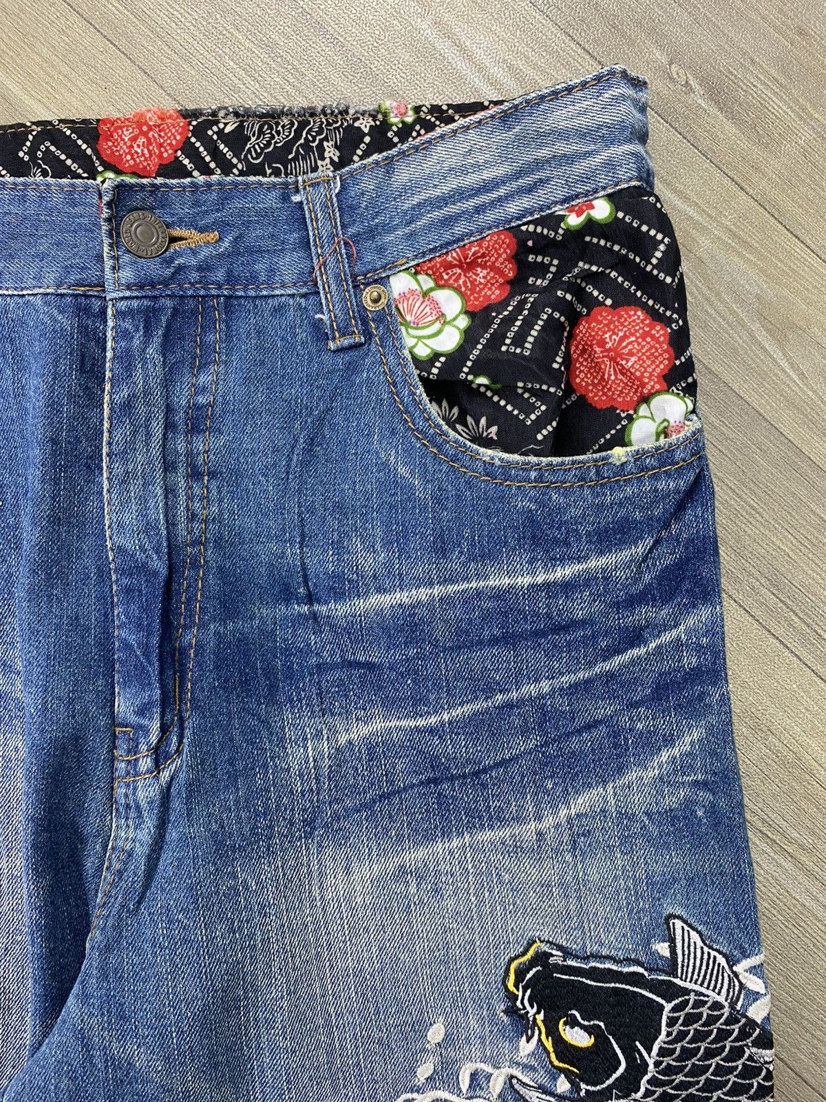 Karakuri Tamashii Dominate Karakuri Tamashii Koi Flowers Embroidery Jeans Y2K Size US 30 / EU 46 - 7 Thumbnail