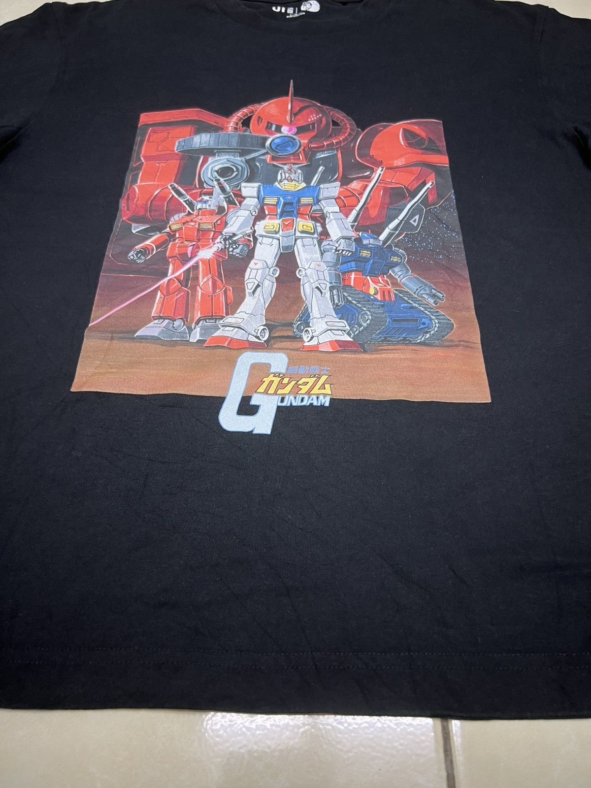Anime uniqlo Japanese Anime Robot Gundam Anime Tshirt Size US M / EU 48-50 / 2 - 3 Thumbnail