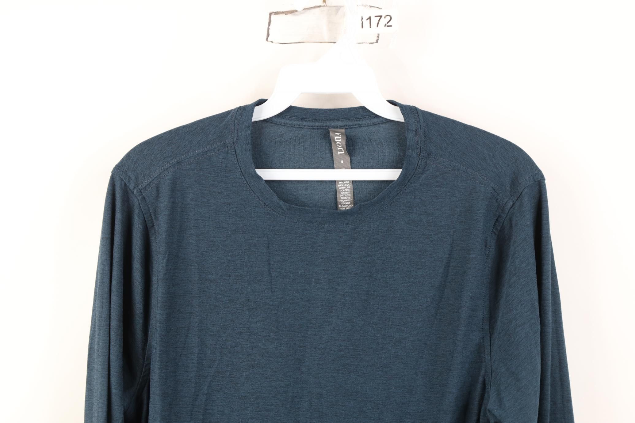 Vuori Vuori Tech Knit Running Jogging Gym Long Sleeve T-Shirt Blue Size US S / EU 44-46 / 1 - 2 Thumbnail