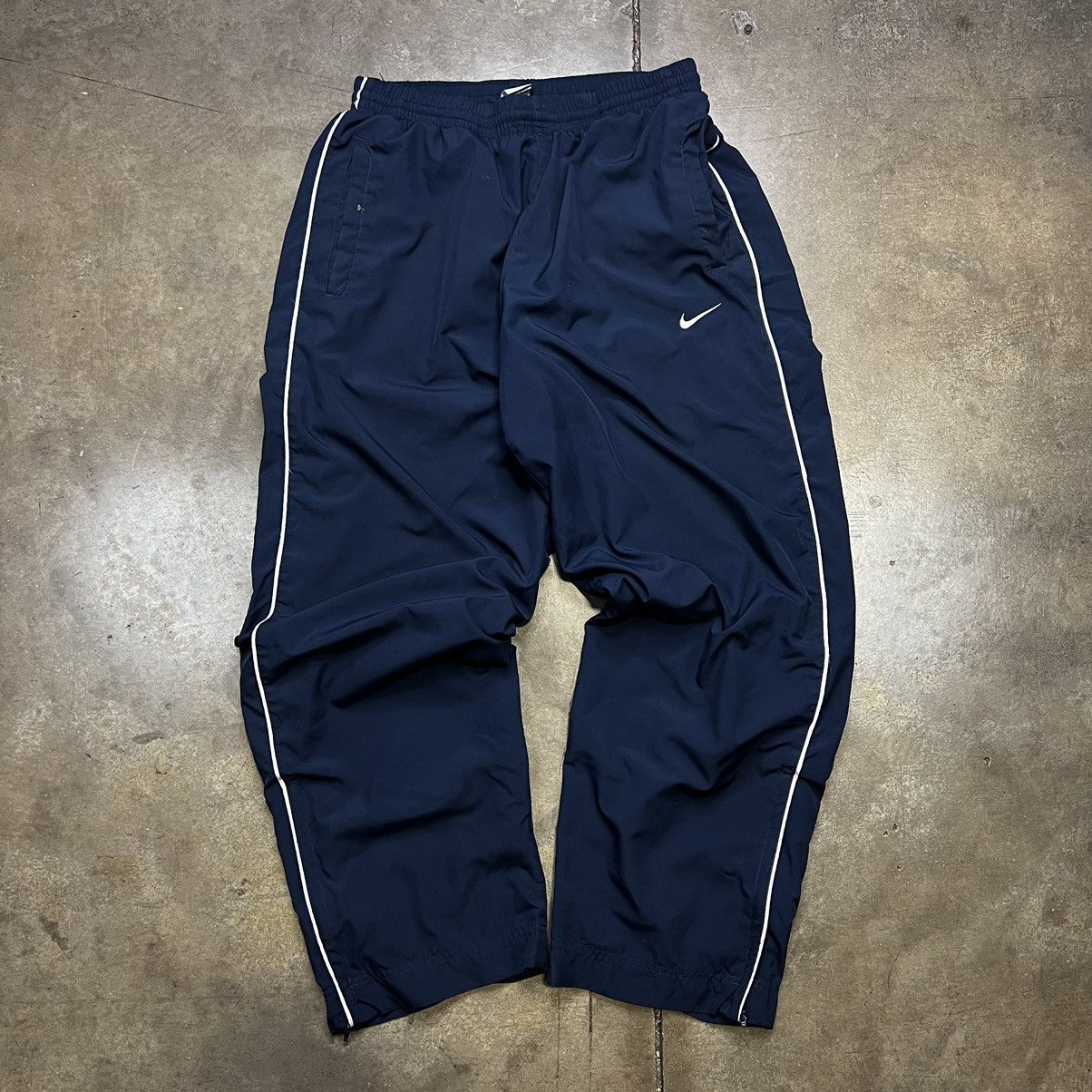 Nike Vintage 00s Y2K Nike Baggy Windbreaker Sweatpants Gorpcore | Grailed