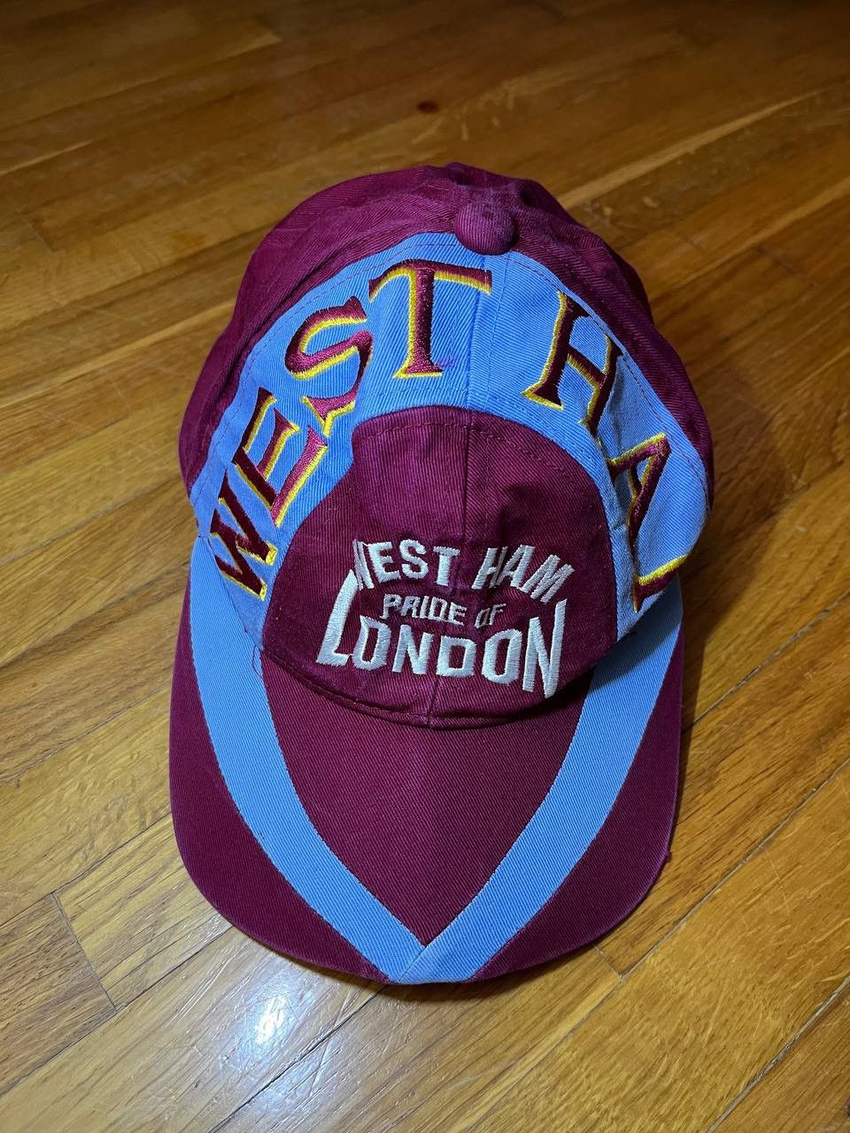 Vintage vintage West Ham United hat Size ONE SIZE - 1 Thumbnail