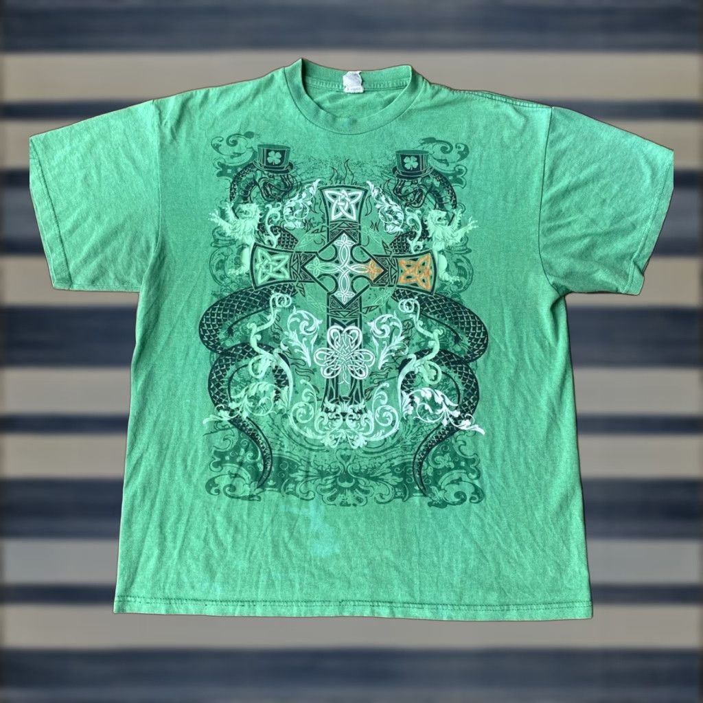 Delta VINTAGE Y2K Affliction Style Cross T-Shirt XL Grunge Emo Skater Delta Men Green Skull Crew Neck Short Sleeve Cotton Brand Delta Regular Size US XL / EU 56 / 4 - 1 Thumbnail