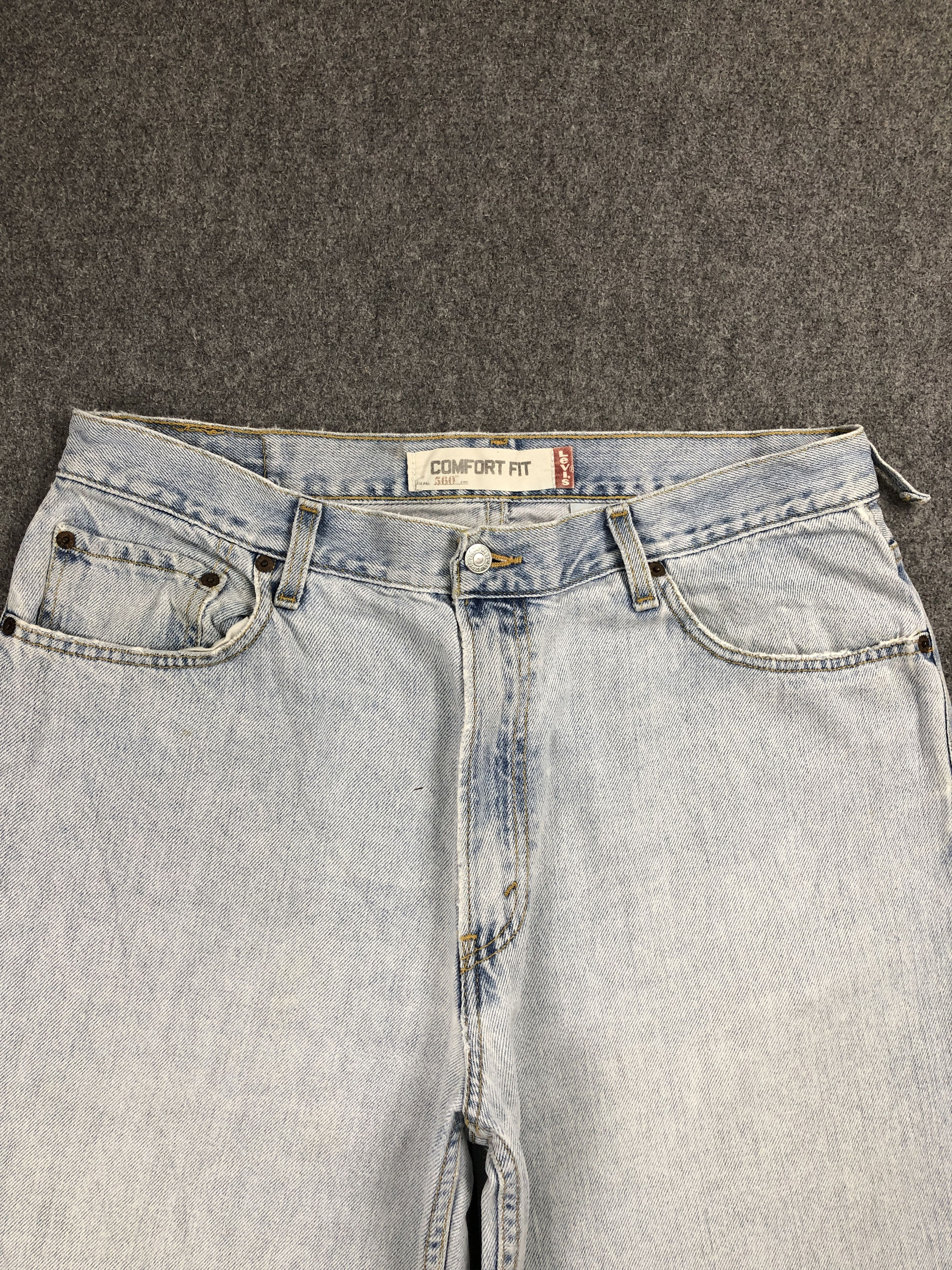 Levi's × Vintage Vintage Levis 560 Comfort Fit Light Washed Jeans DP2265 Size US 34 / EU 50 - 2 Thumbnail