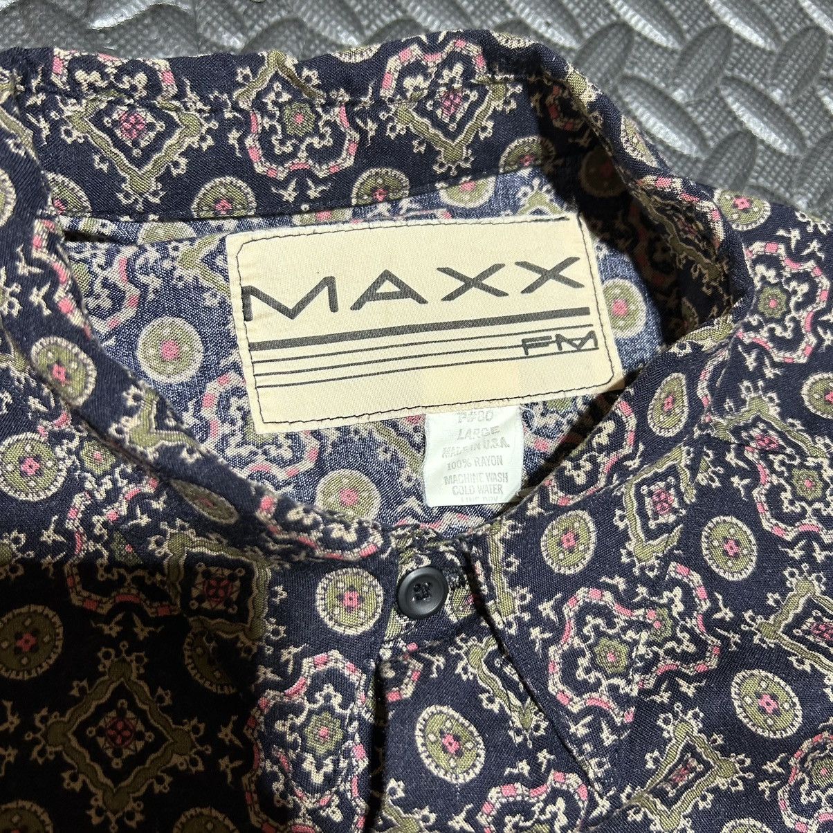 Vintage Vintage MAXX FM Shirt Mens Large Geometric Abstract Rayon Size US L / EU 52-54 / 3 - 2 Thumbnail