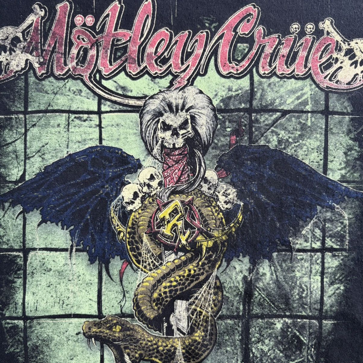 Band Tees Band Shirt Motley Crue - Dr. Feelgood Official 2019 Size US L / EU 52-54 / 3 - 3 Thumbnail