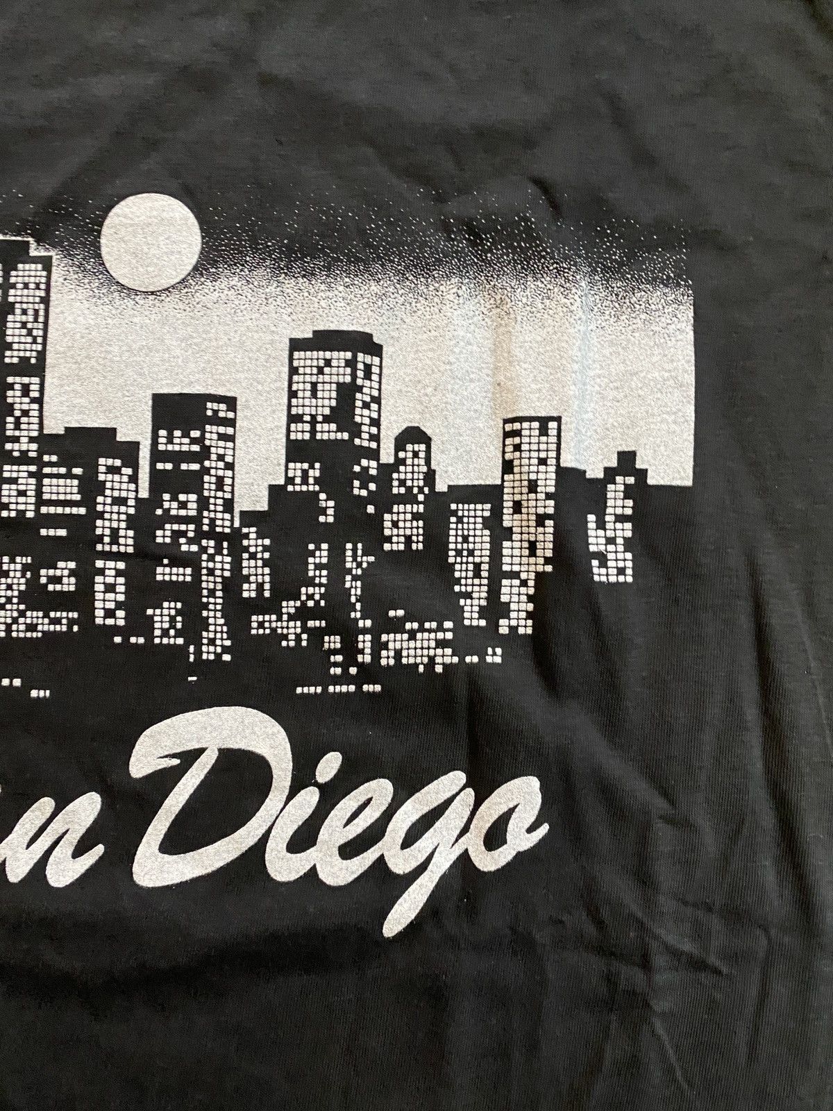 Vintage Vintage 80’s San Diego Skyline Black Single Stitch Tee Size US L / EU 52-54 / 3 - 4 Thumbnail