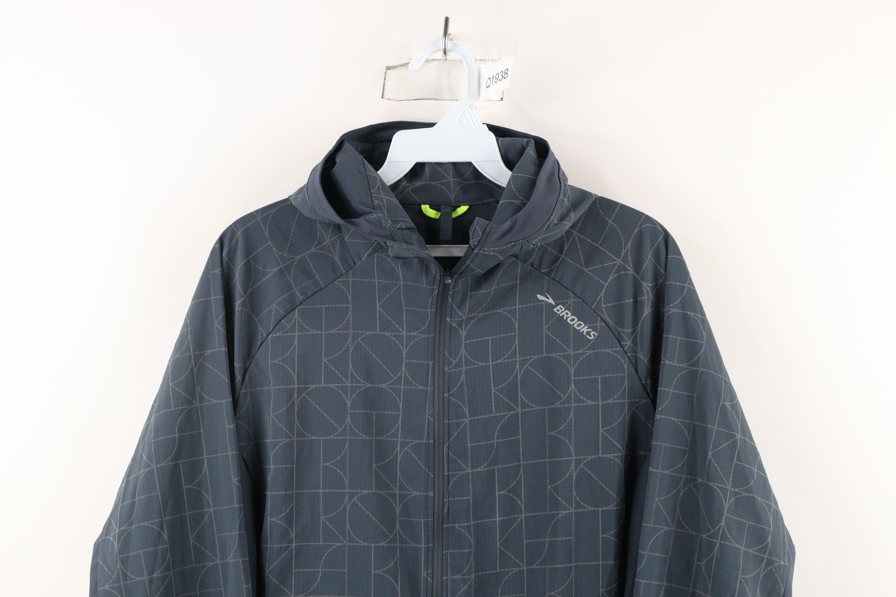Brooks × Vintage Brooks Running Lightweight Reflective Full Zip Hooded Jacket Size M / US 6-8 / IT 42-44 - 2 Thumbnail