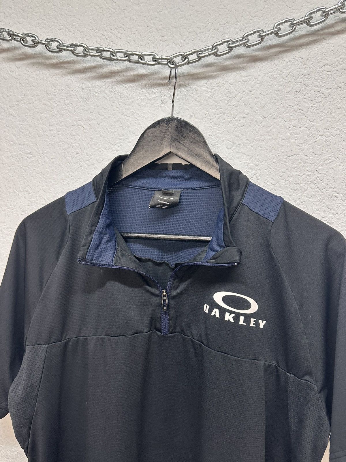 Oakley Vintage Oakley T-shirt Y2k nylon gore cope outdoor jacket Size US M / EU 48-50 / 2 - 9 Thumbnail