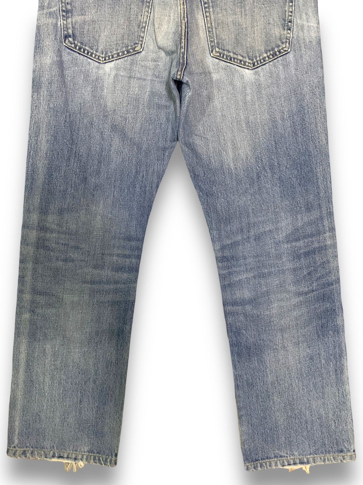 Undercover × Uniqlo Vintage Uniqlo UJ S002 Dirty Blue Wash Distressed Jeans Size US 32 / EU 48 - 14 Thumbnail