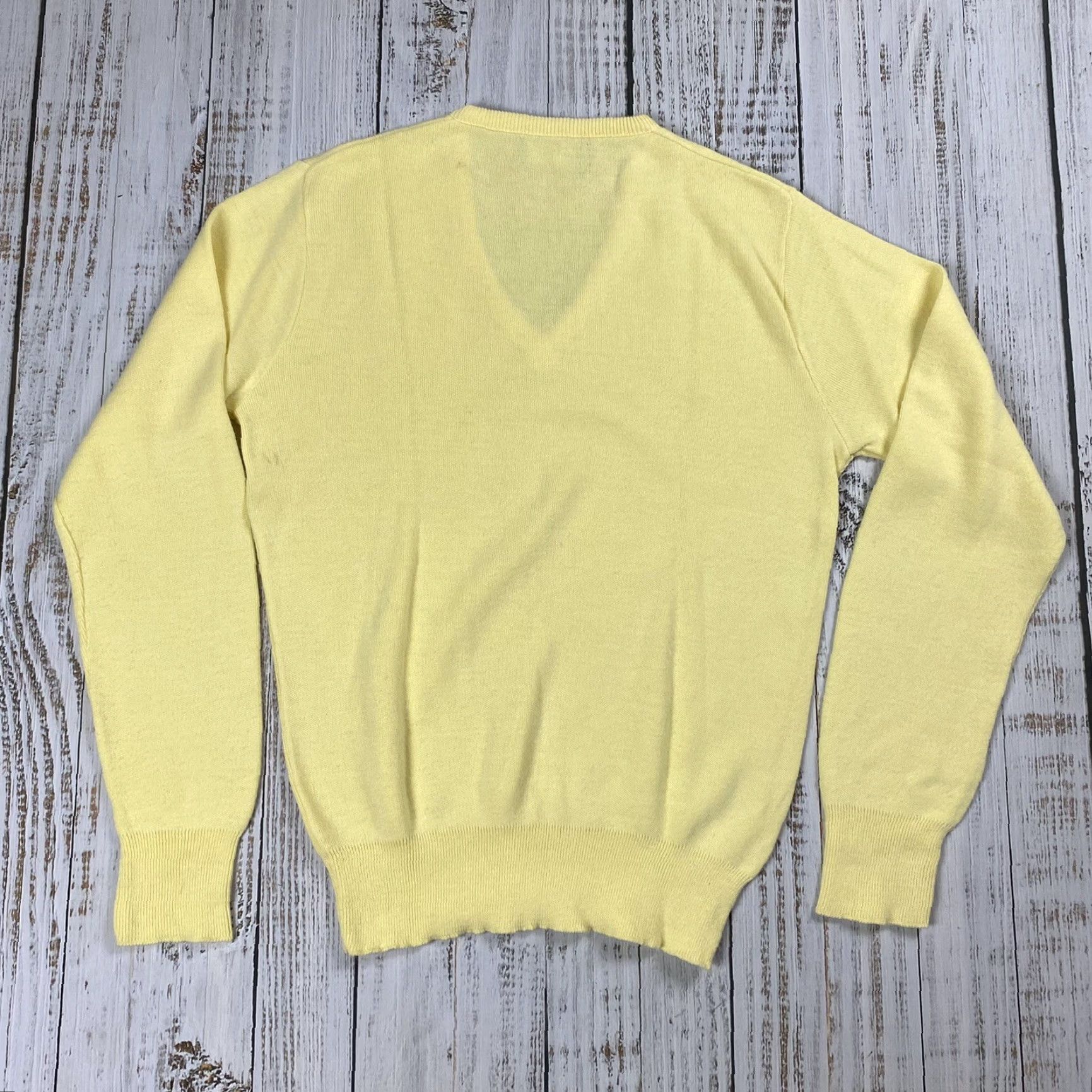 Vintage VINTAGE Puritan Sweater Mens L Yellow V-NECK 100% ORLON ACRYLIC PULLOVER Long Sleeve Knit Solid 90s Mens Size US L / EU 52-54 / 3 - 4 Thumbnail