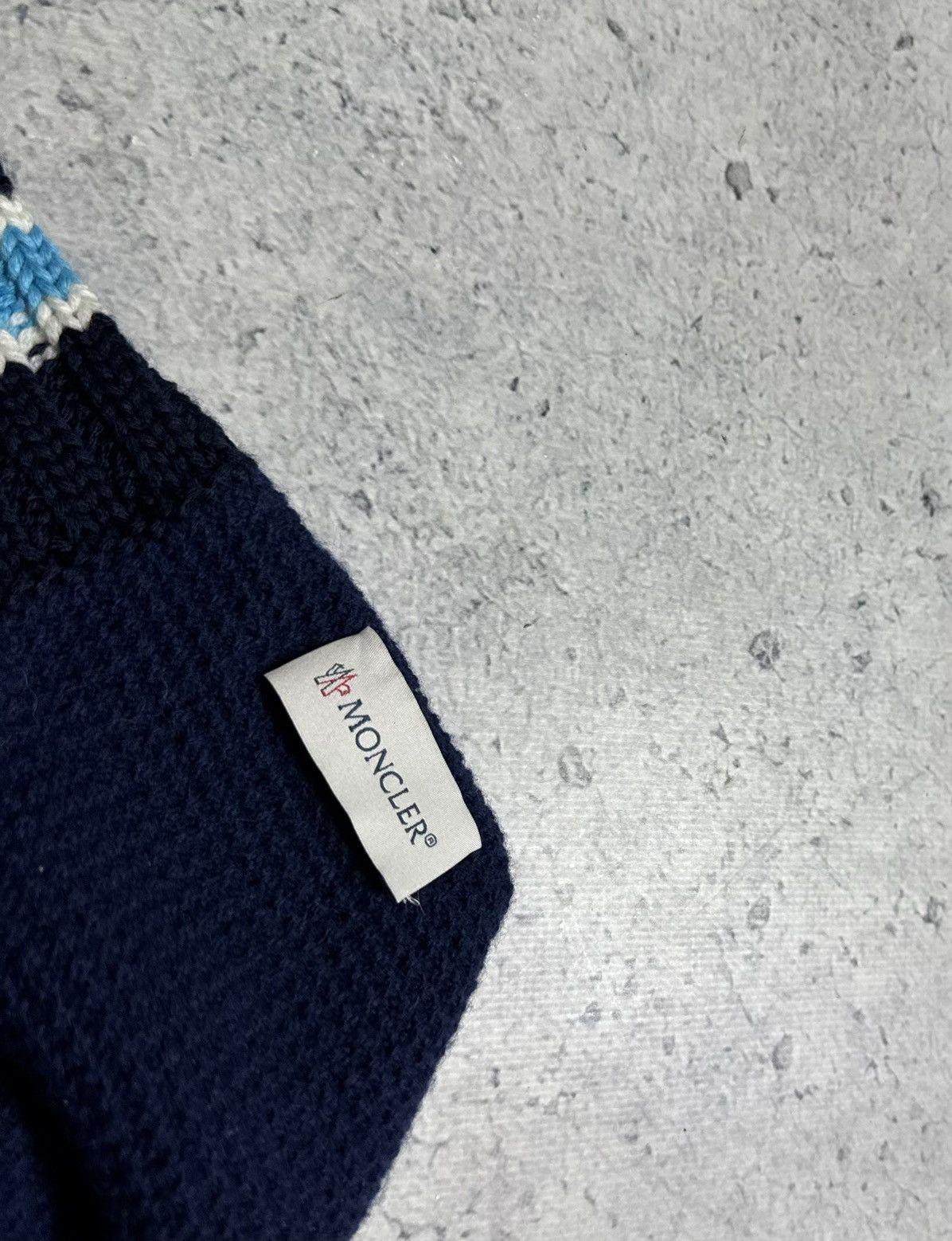 Moncler Moncler Luxury Scarf Vintage Size ONE SIZE - 3 Thumbnail