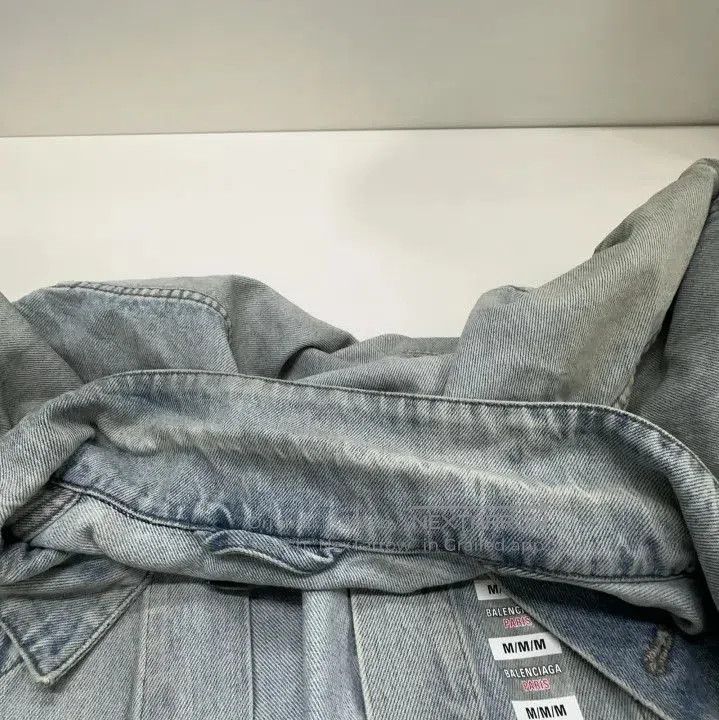 Balenciaga Balenciaga SS24 Blue Denim Jacket for All. Size US L / EU 52-54 / 3 - 5 Thumbnail